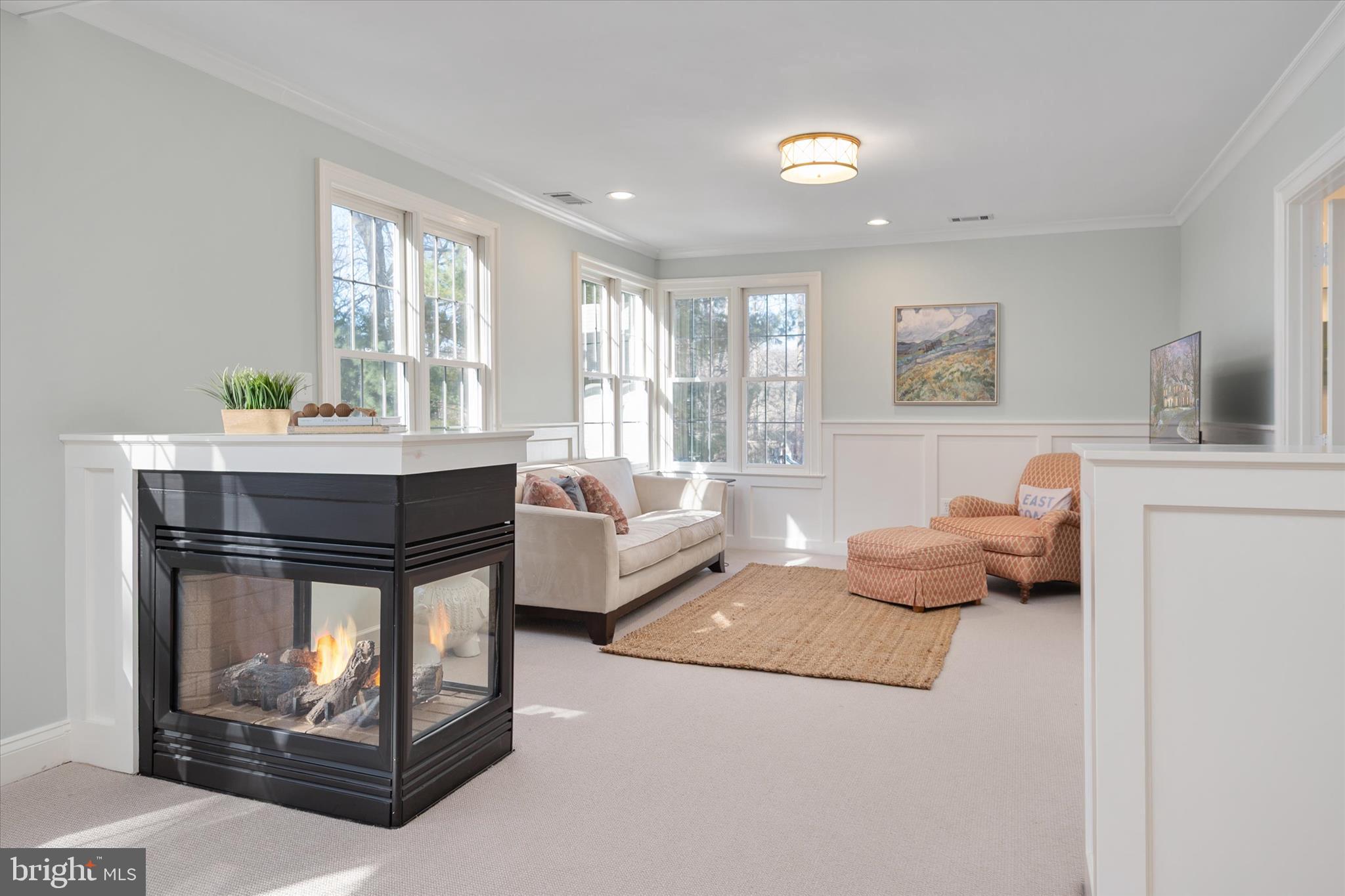 SOUTH RIVER COLONY - Residential