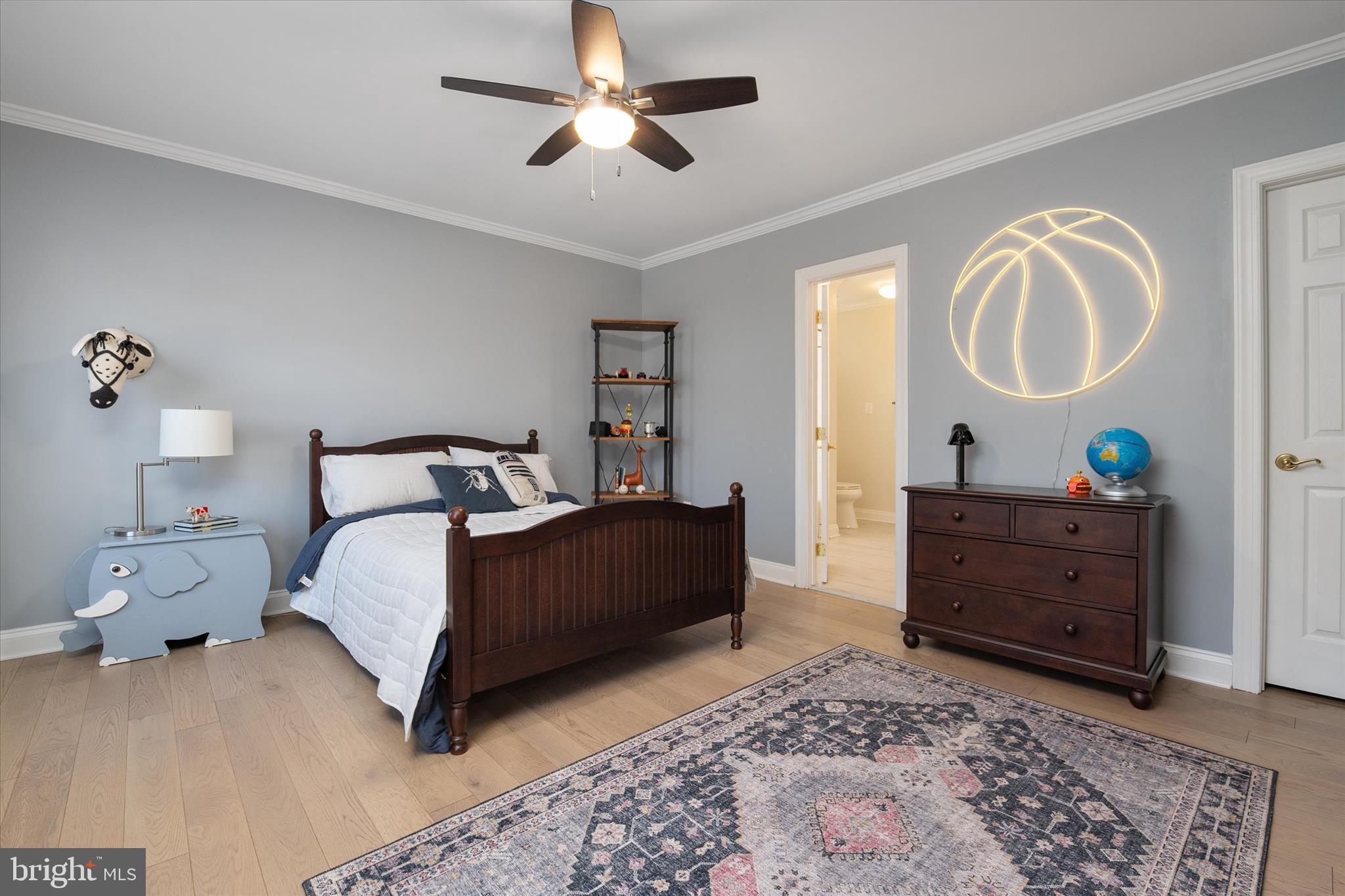 SOUTH RIVER COLONY - Residential