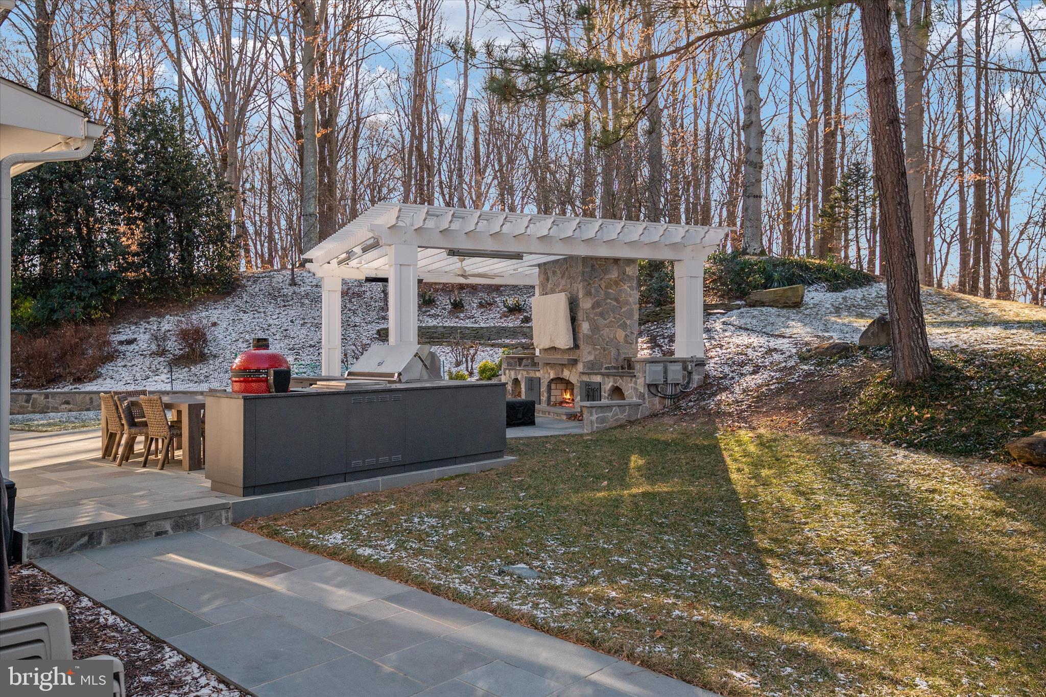 SOUTH RIVER COLONY - Residential