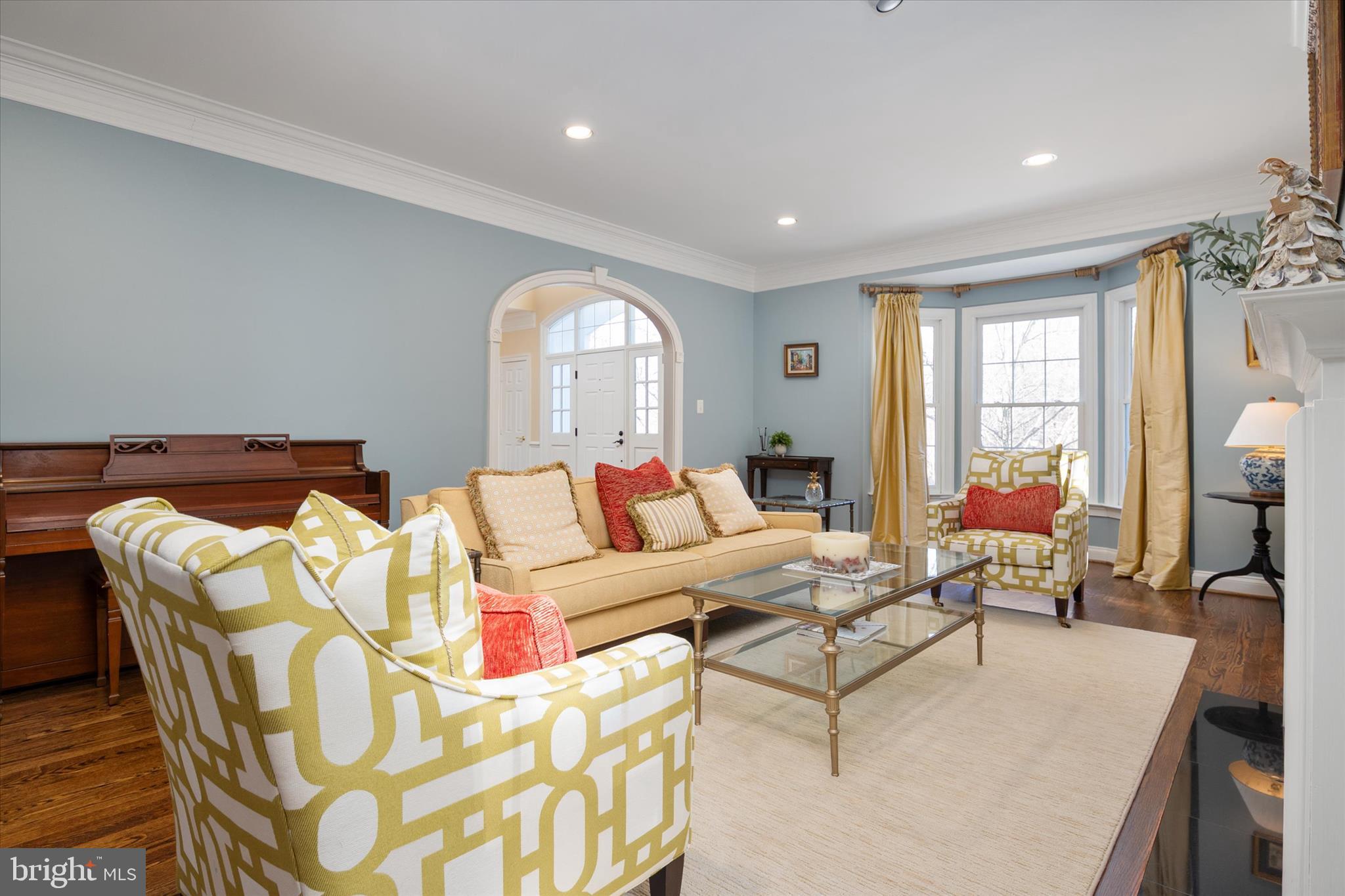 SOUTH RIVER COLONY - Residential