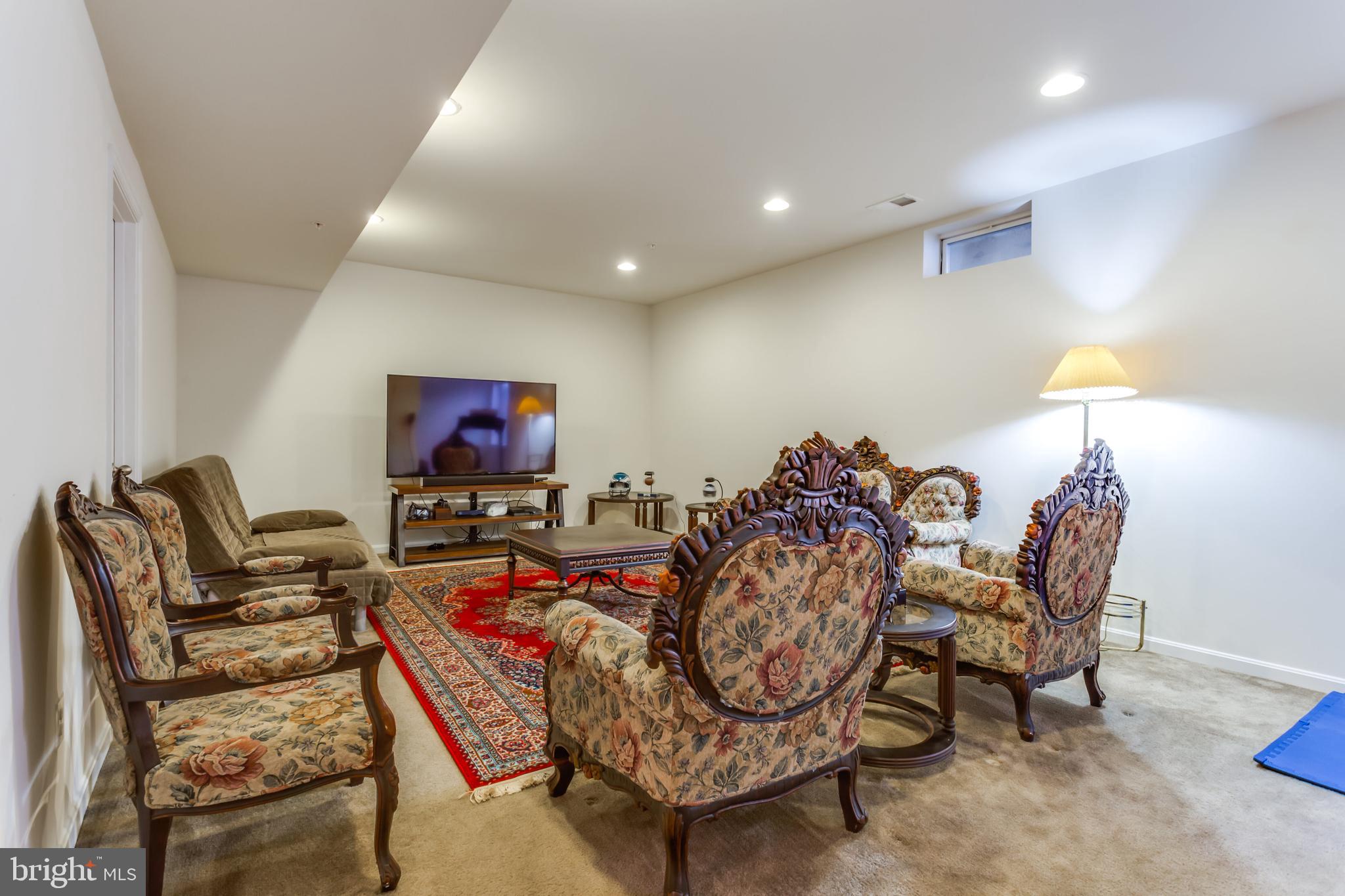 EAGLES POINTE - Residential Lease