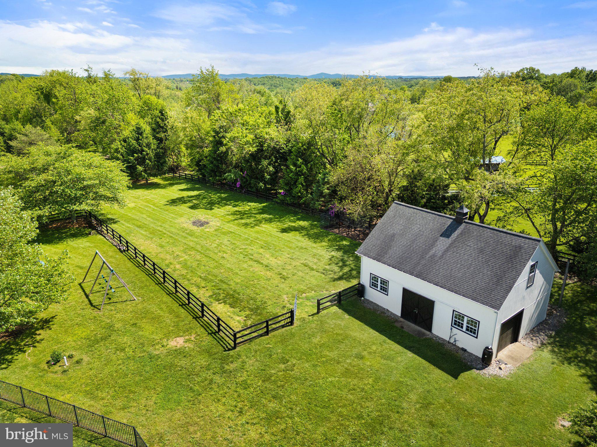 ASHLEY SPRINGS - Residential