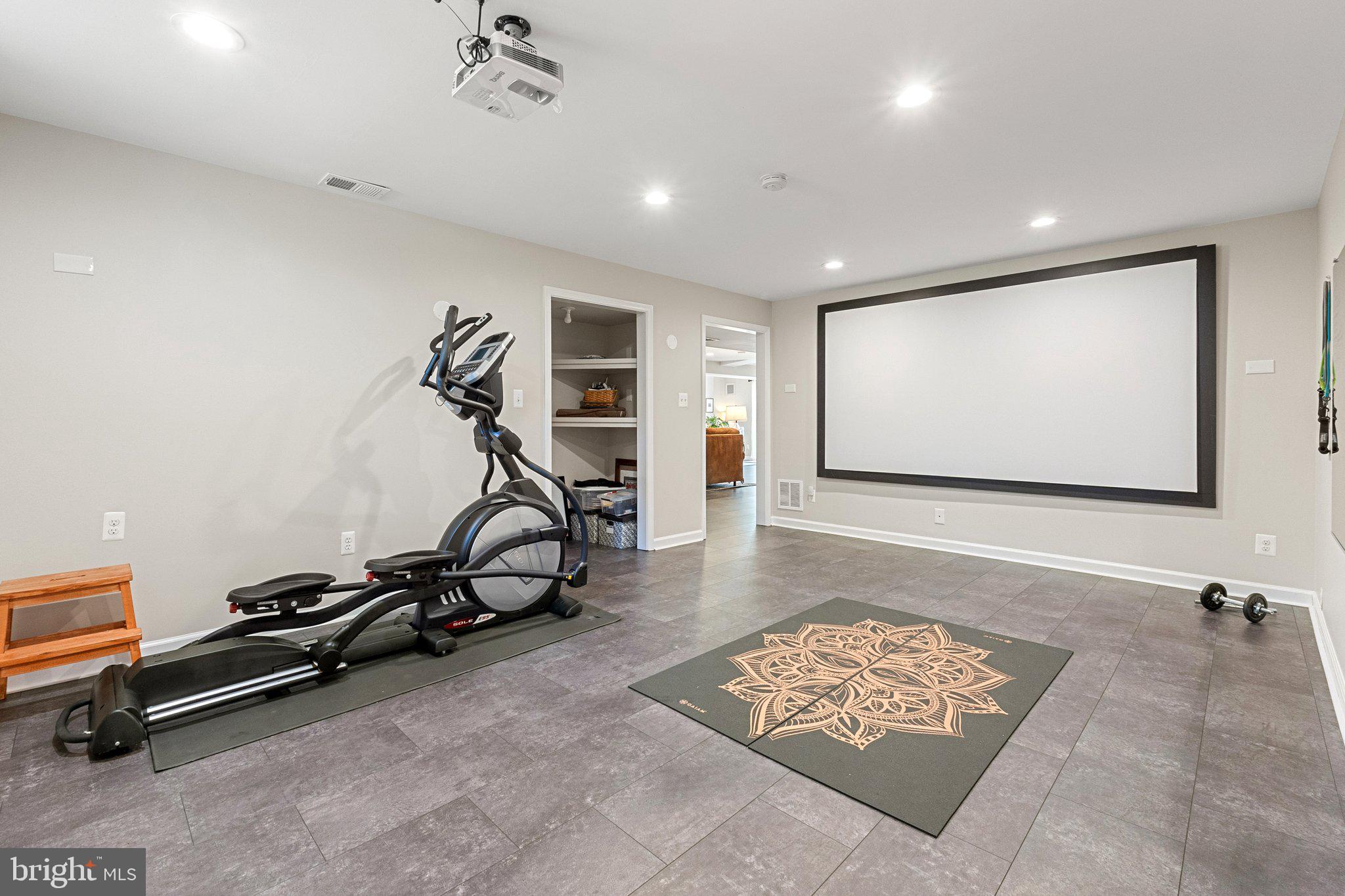 ASHLEY SPRINGS - Residential