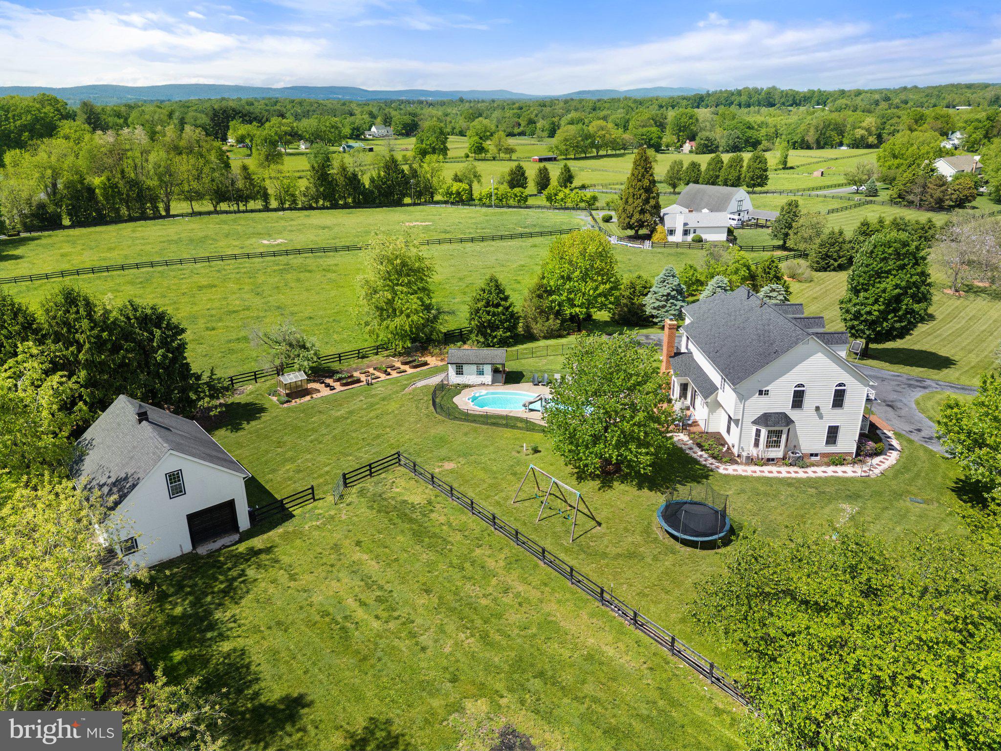 ASHLEY SPRINGS - Residential