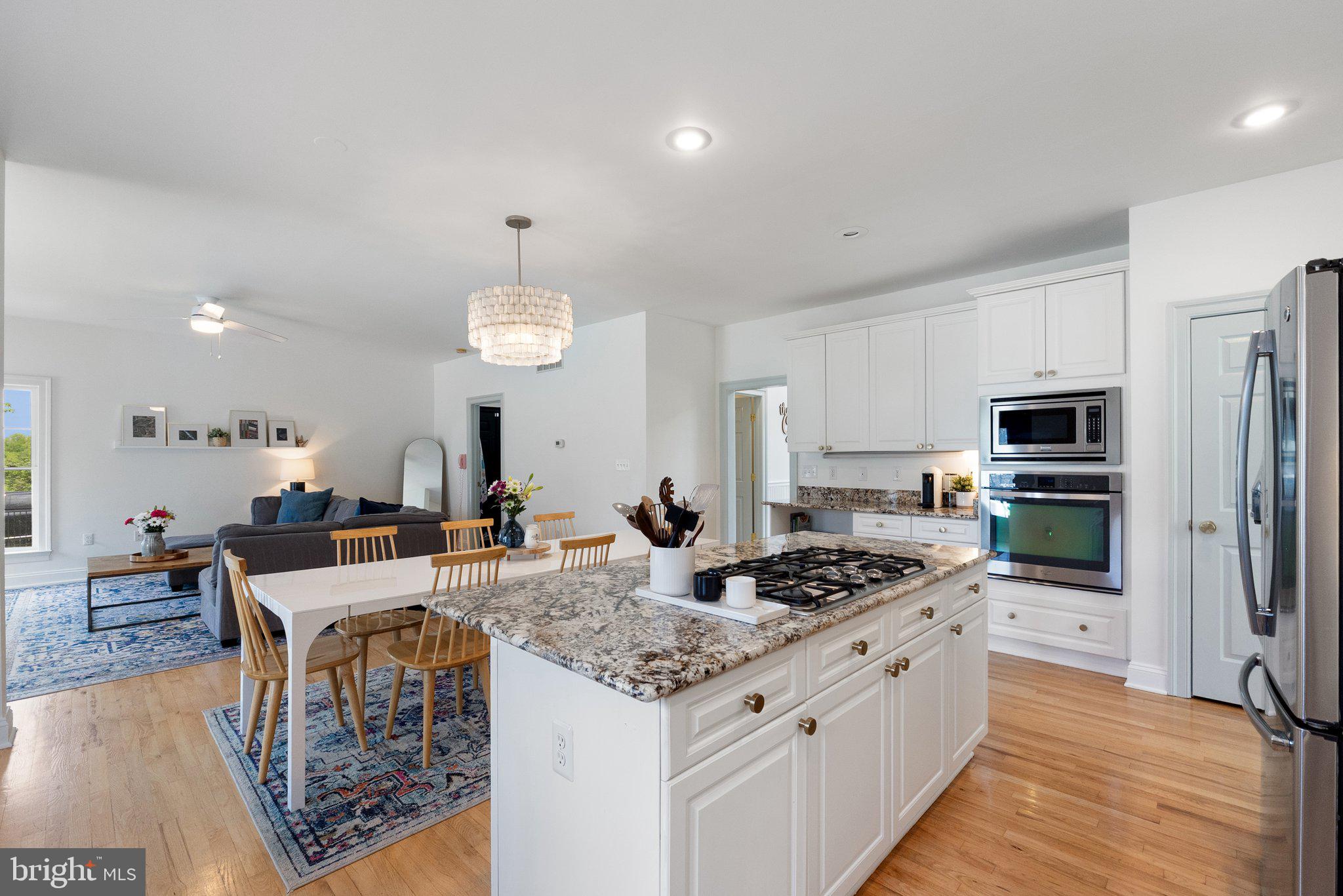 ASHLEY SPRINGS - Residential