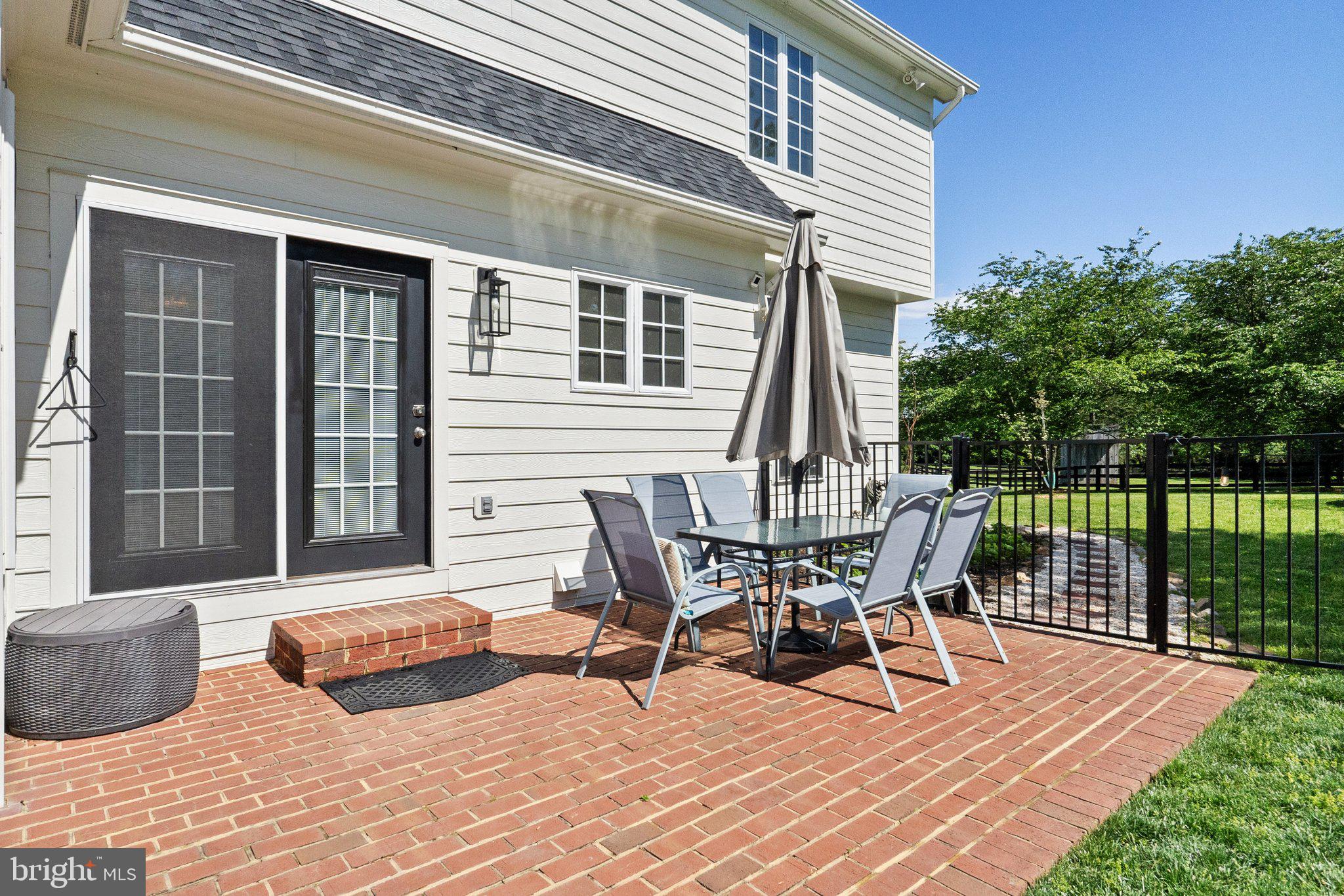 ASHLEY SPRINGS - Residential