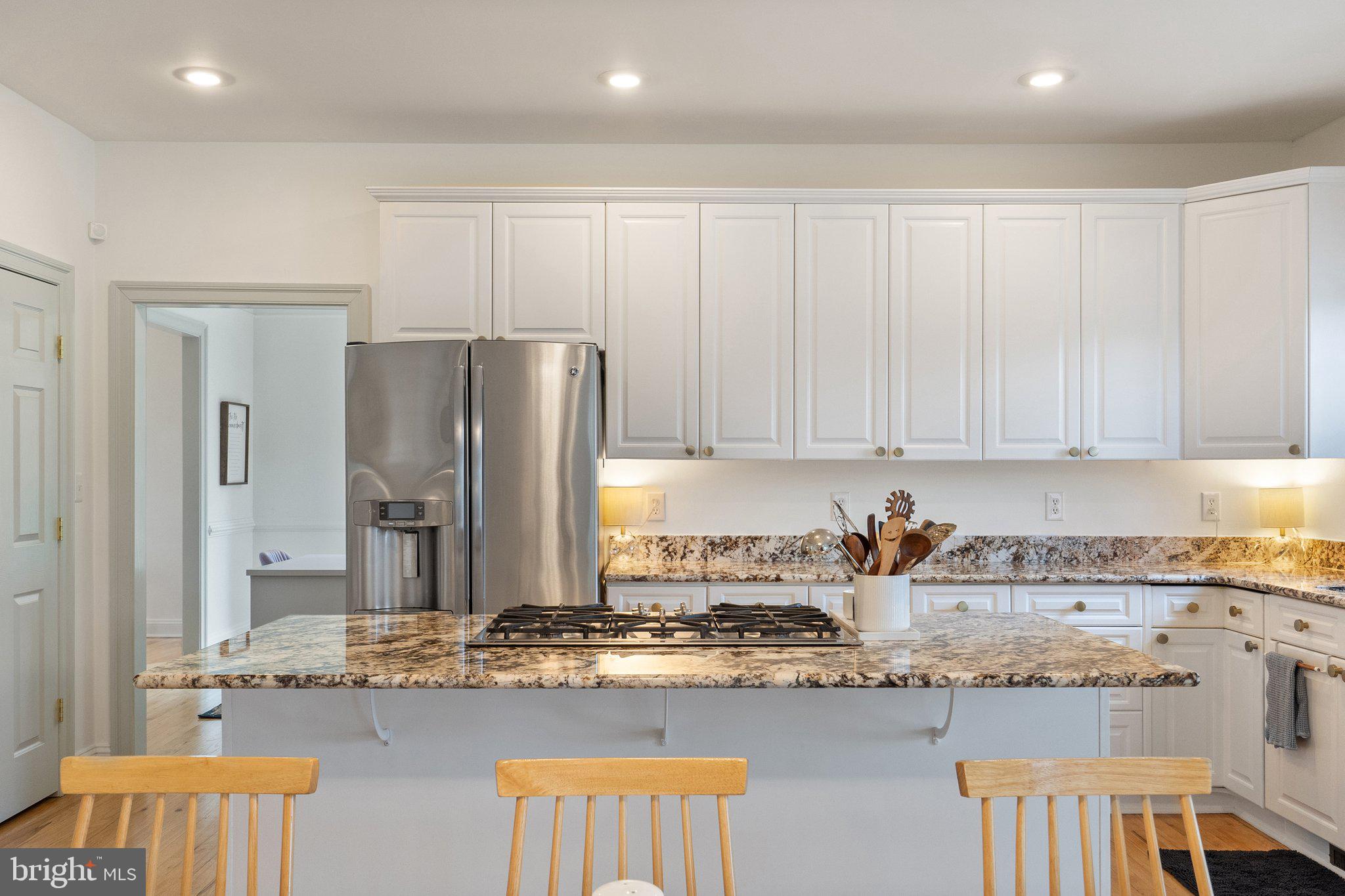 ASHLEY SPRINGS - Residential