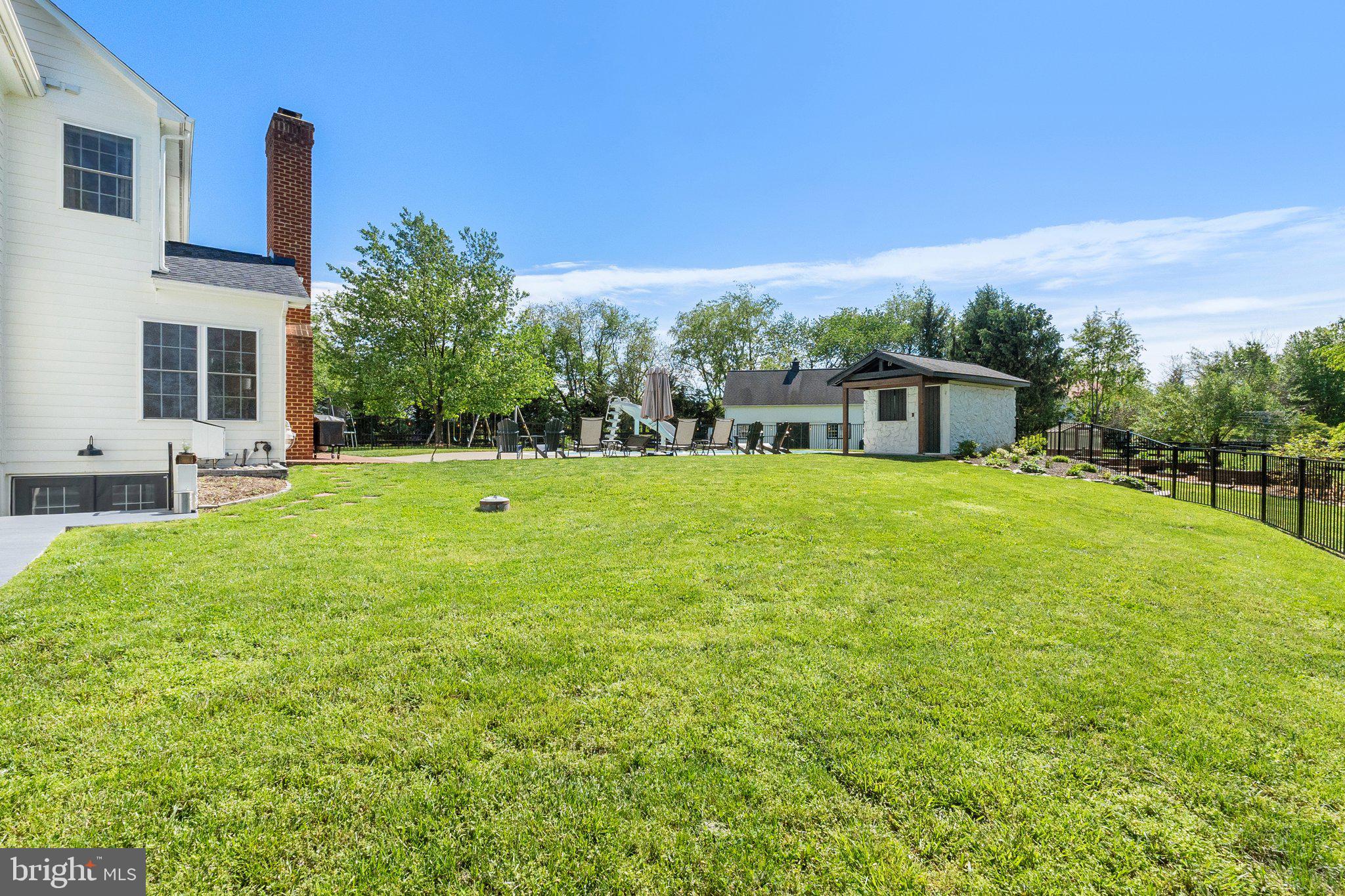 ASHLEY SPRINGS - Residential