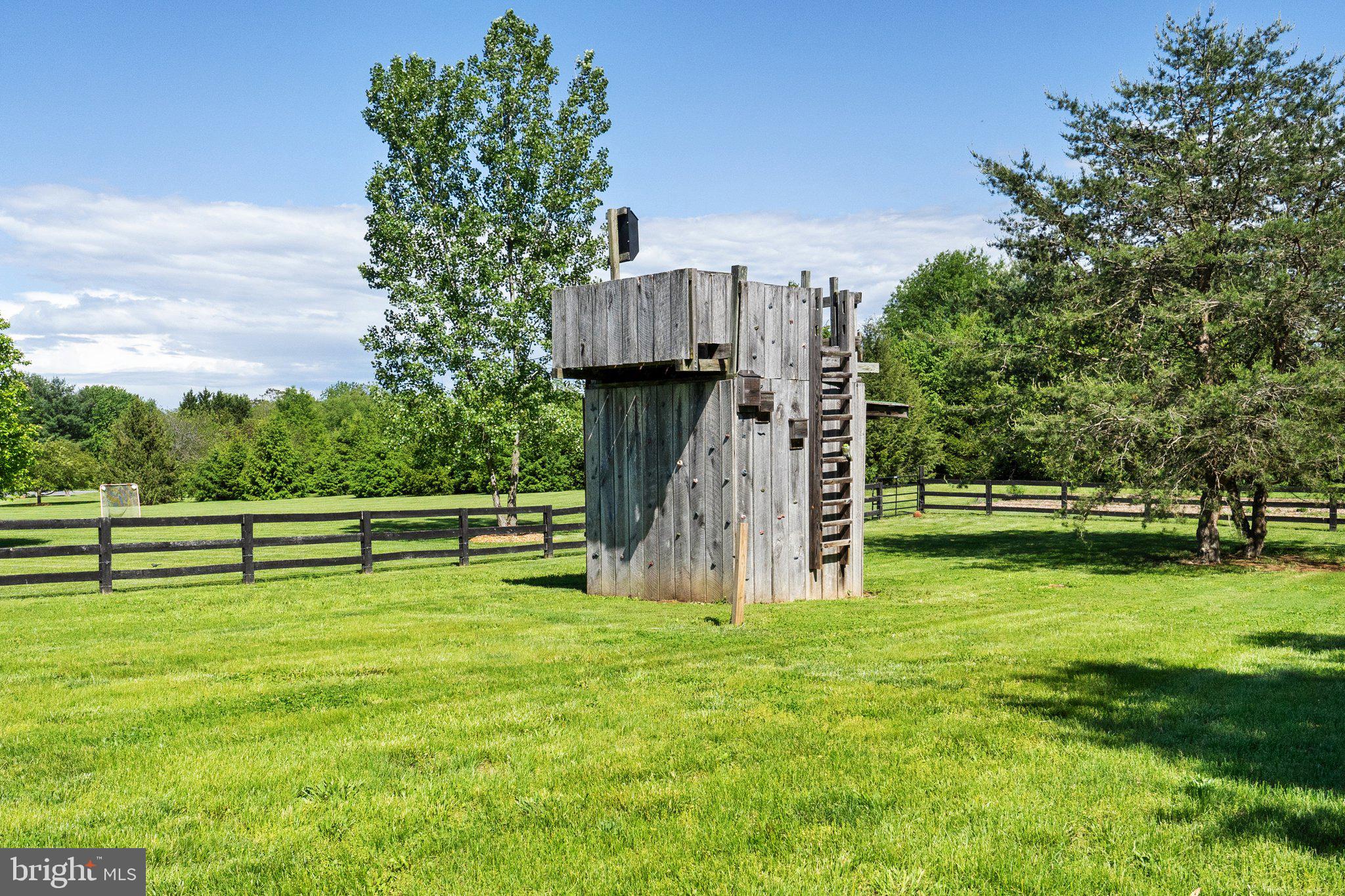 ASHLEY SPRINGS - Residential