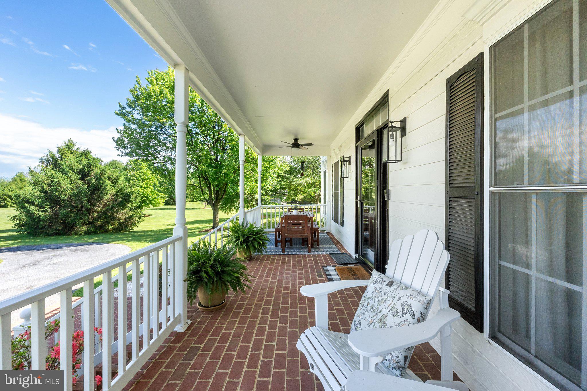 ASHLEY SPRINGS - Residential