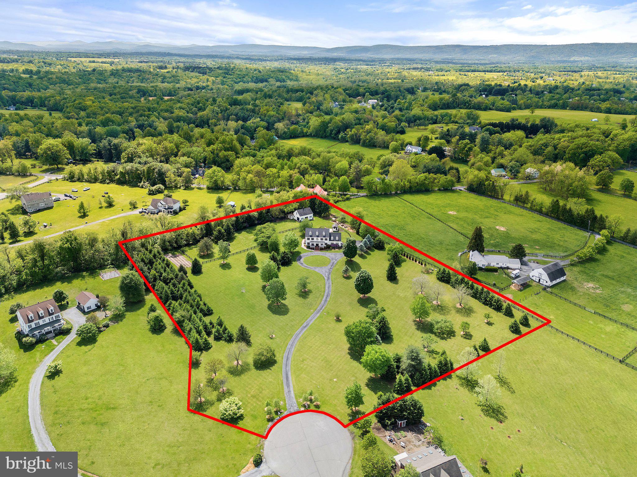 ASHLEY SPRINGS - Residential