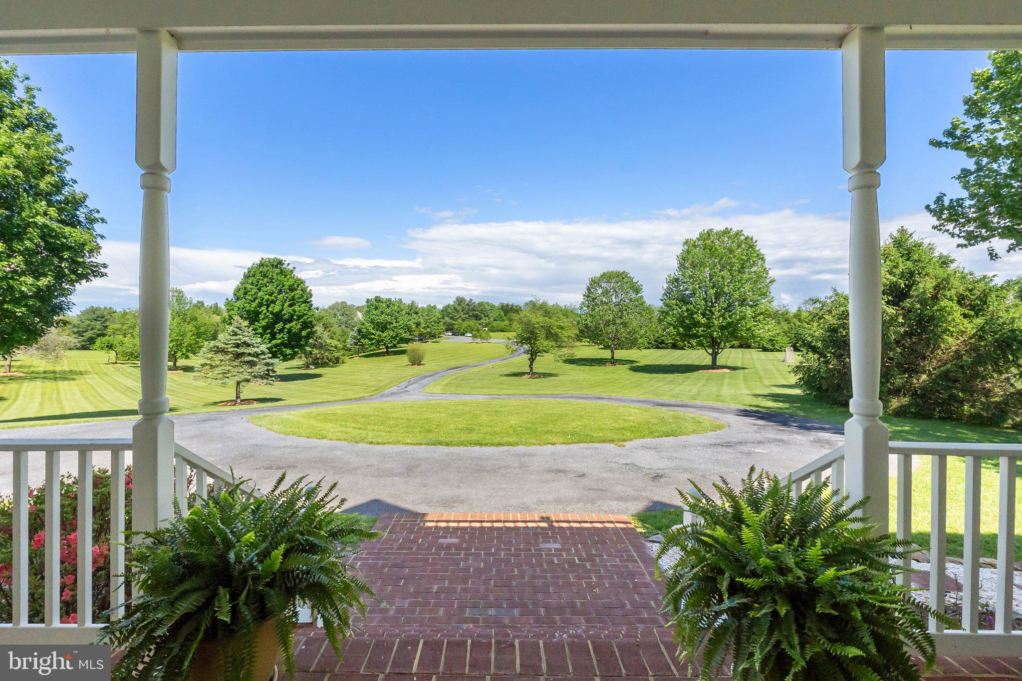 ASHLEY SPRINGS - Residential