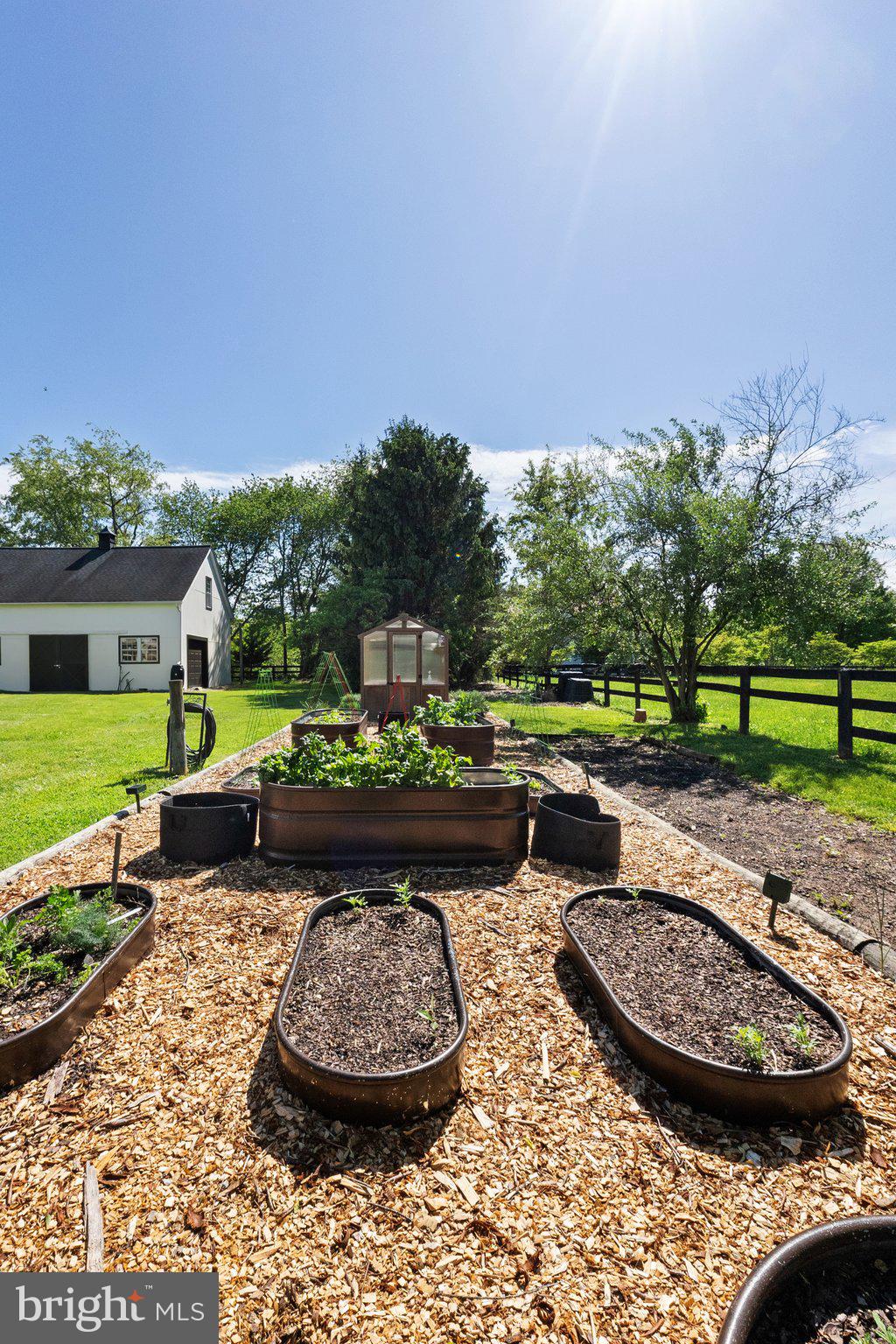 ASHLEY SPRINGS - Residential