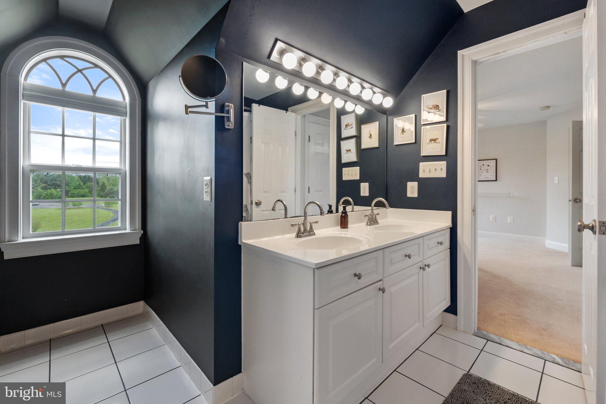 ASHLEY SPRINGS - Residential