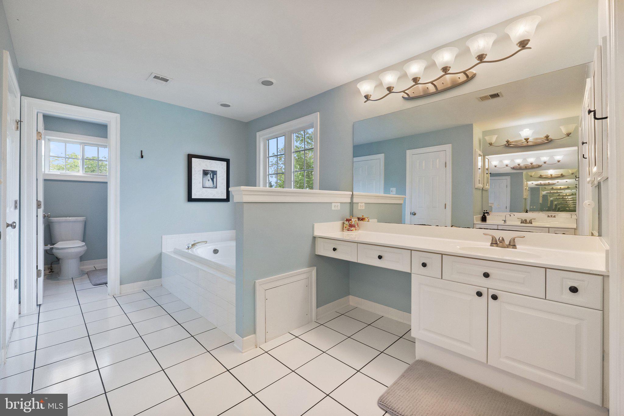 ASHLEY SPRINGS - Residential