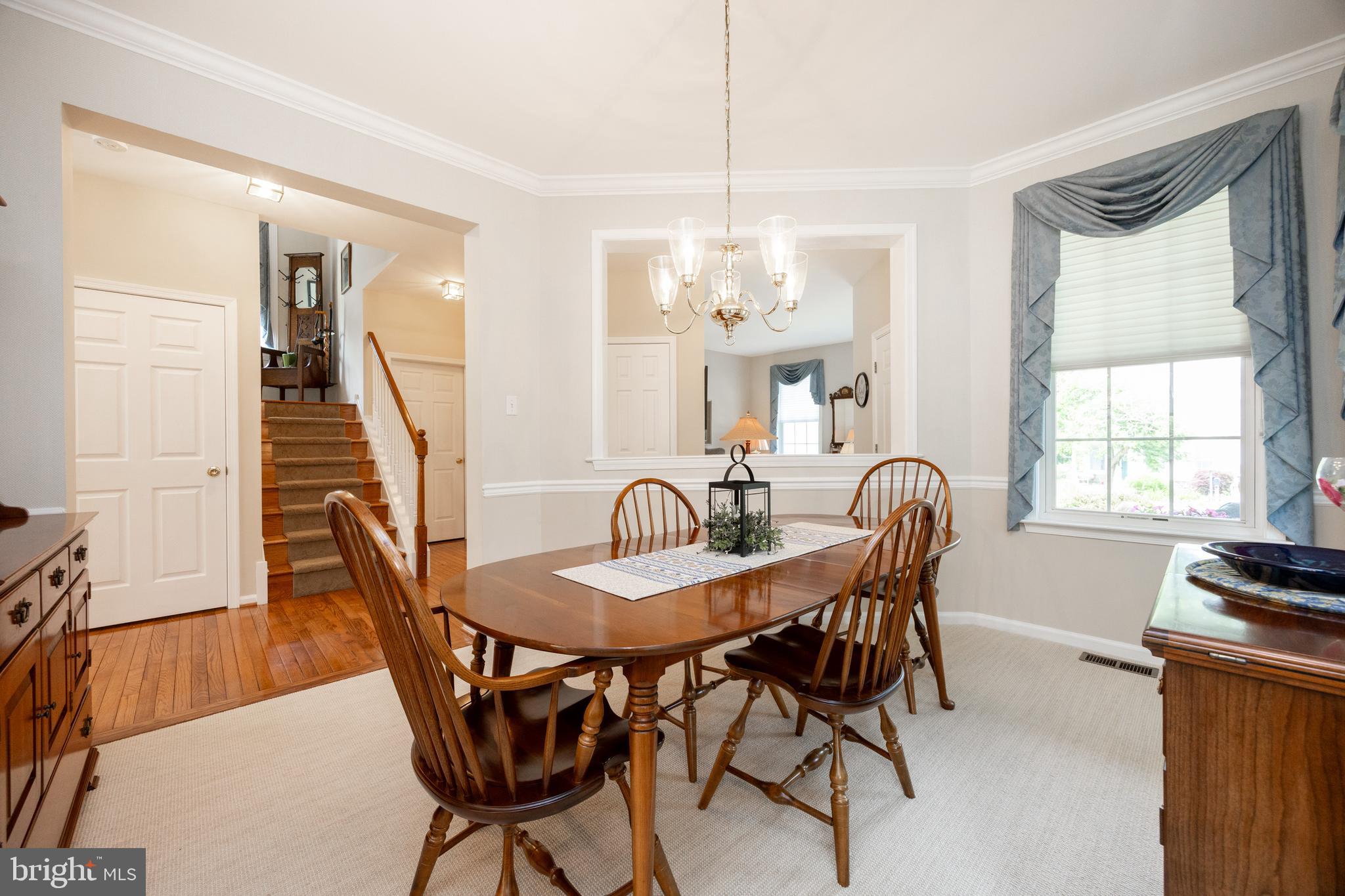 WILLIAMSBURG - Residential