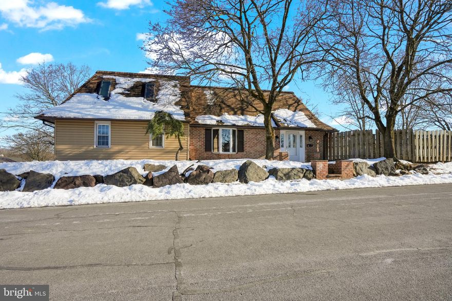 Welcome to this charming 3 bedroom, 2 bathroom home located in the desirable Red Hill area of PA. This property boasts an inground pool perfect for those hot summer days, a spacious patio for outdoor entertaining, and a fenced-in yard for added privacy. With plenty of space both inside and out, this home is ideal for those looking for a relaxing retreat. Don't miss out on the opportunity to make this house your home. Contact us today to schedule a viewing.

Tenant is responsible for all utilities. Not Pet Friendly . Non smoking unit.