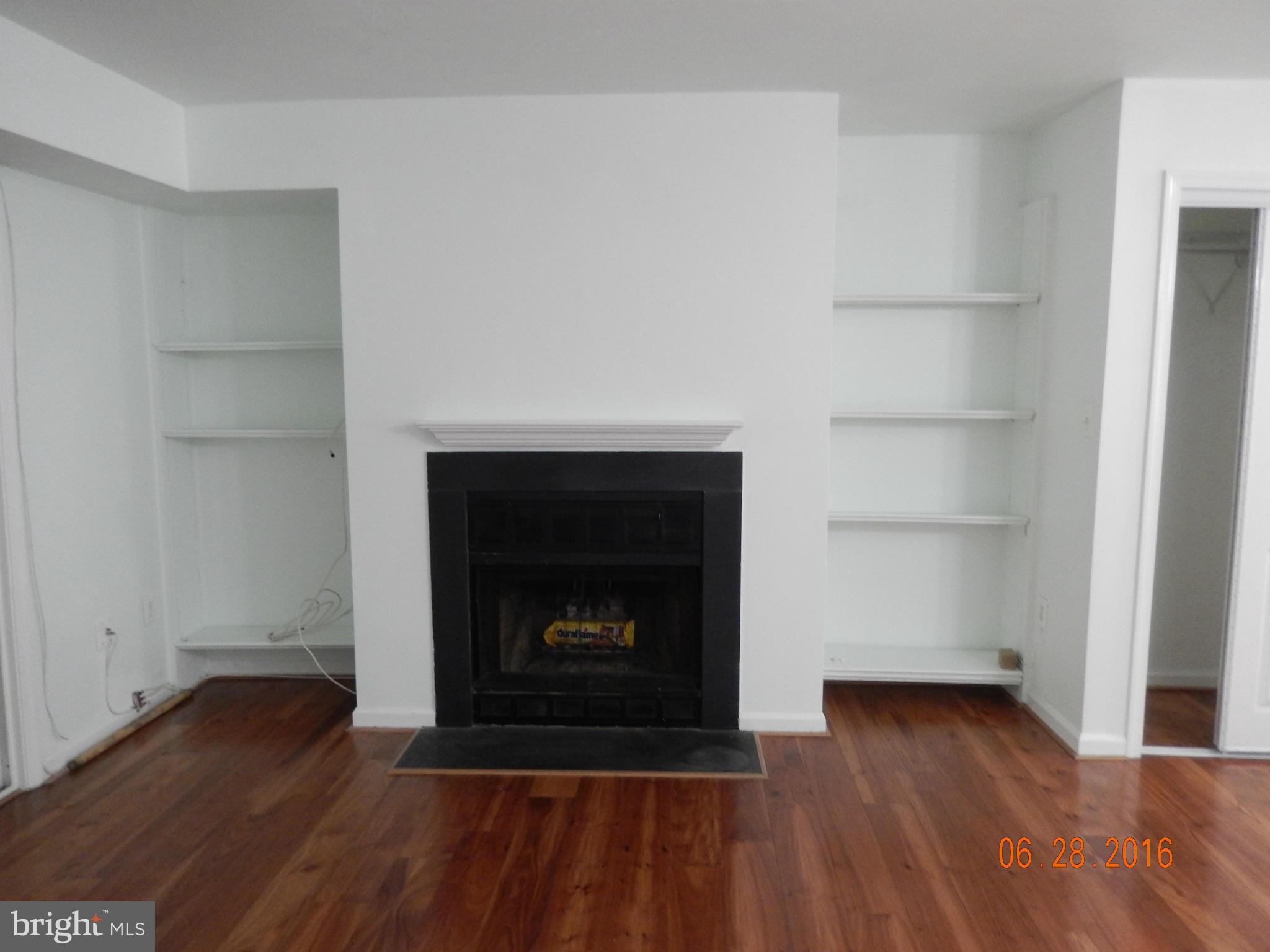 WATERS EDGE - Residential Lease