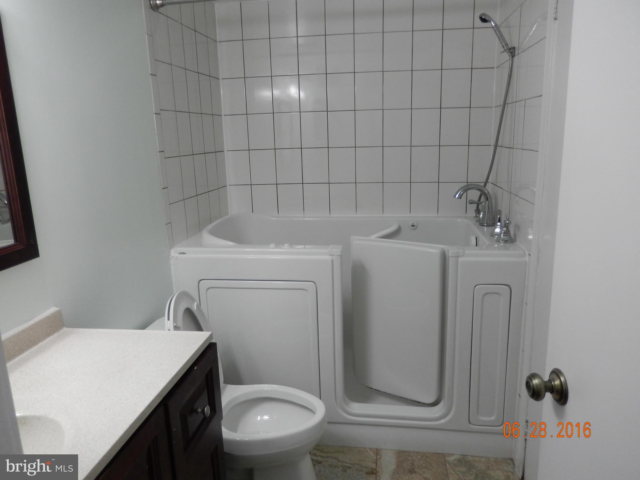 WATERS EDGE - Residential Lease