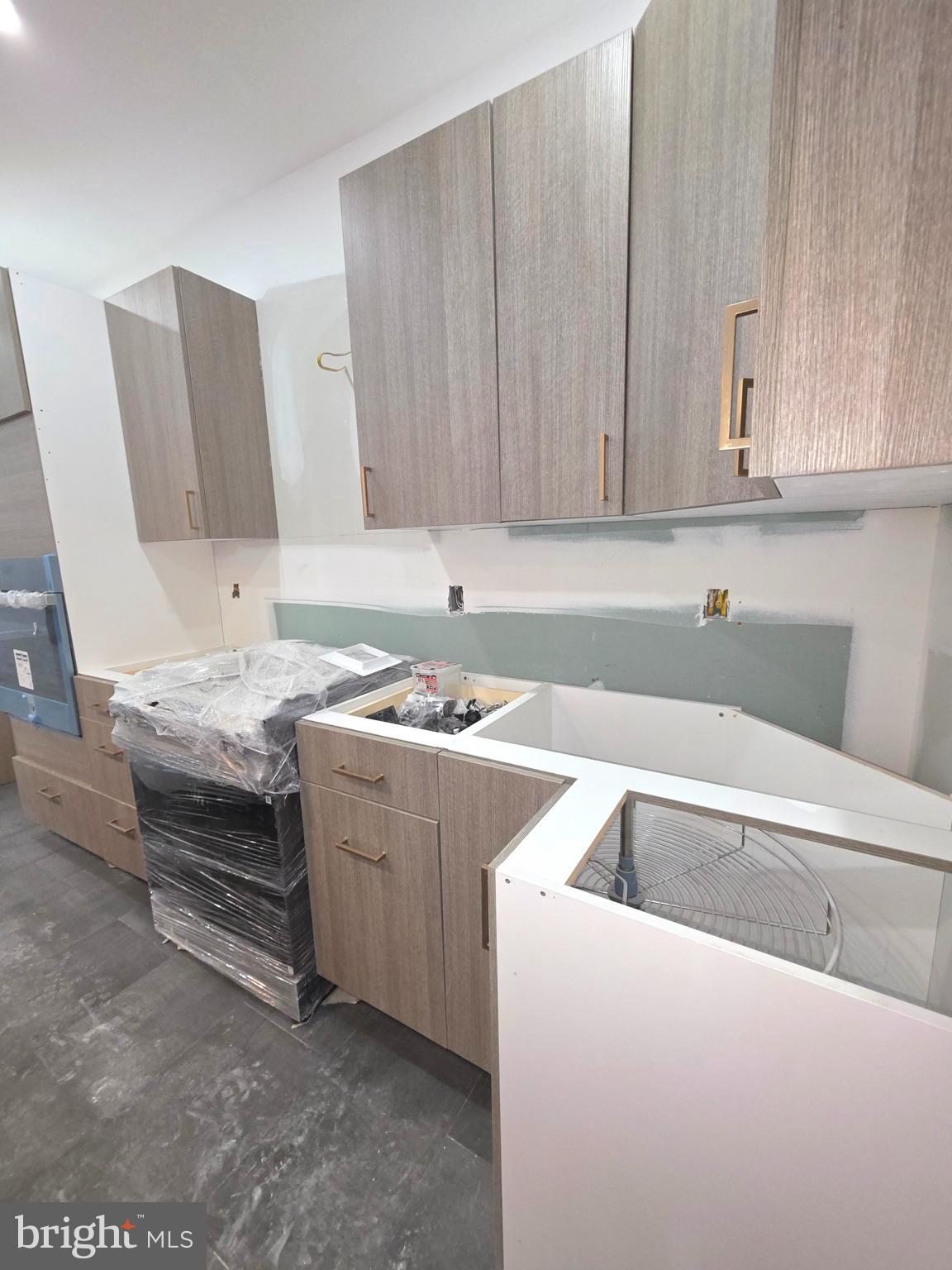 WEST PHILADELPHIA - Residential