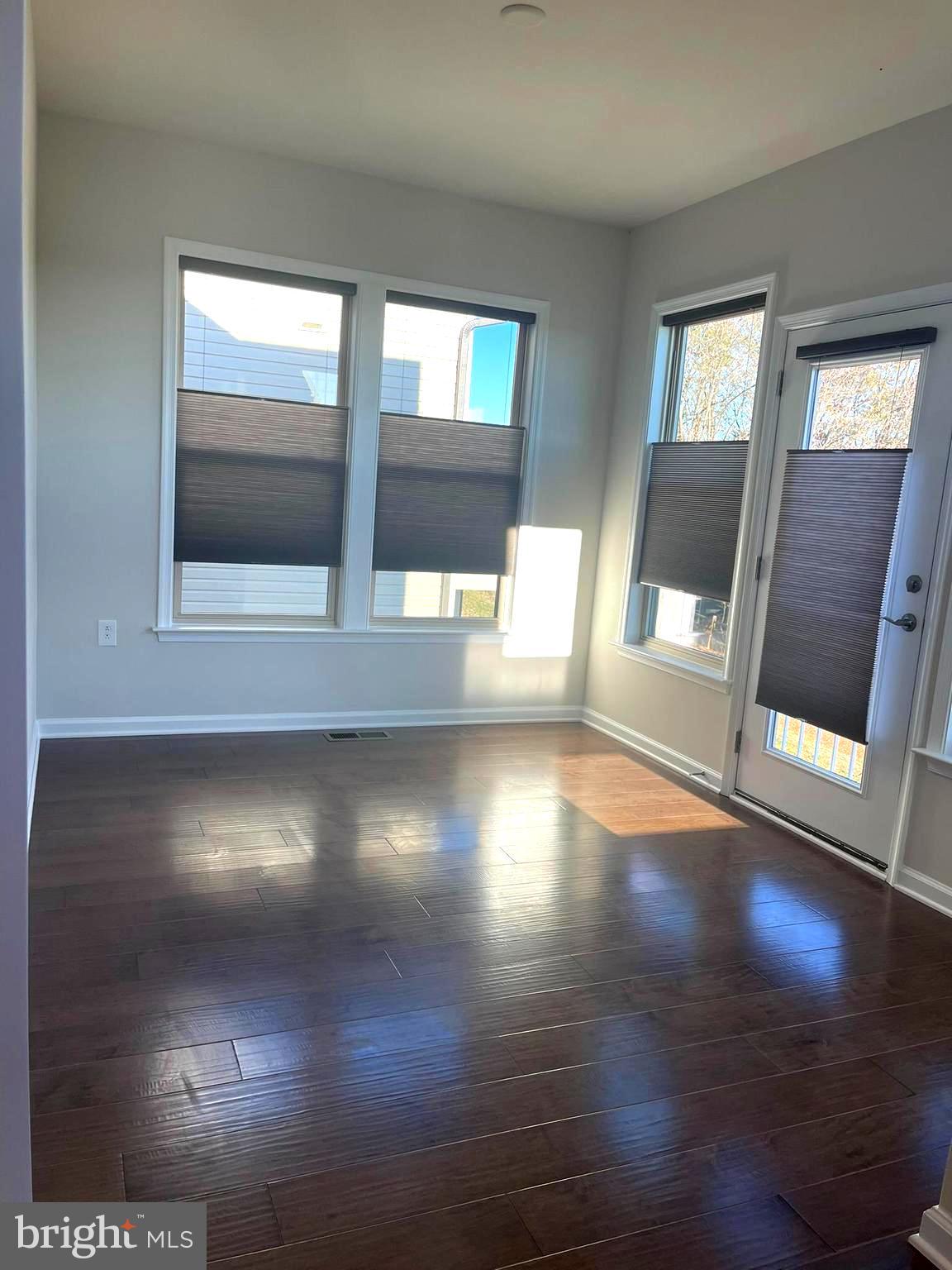 MONTEBELLO - Residential Lease