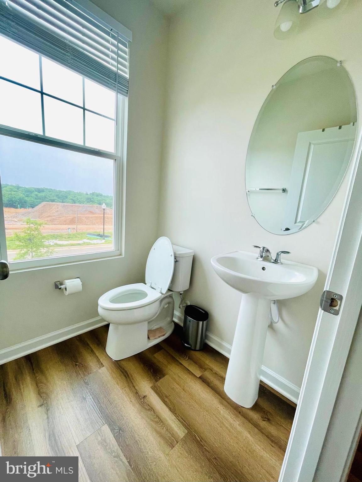 PRESIDENTS POINTE - Residential Lease