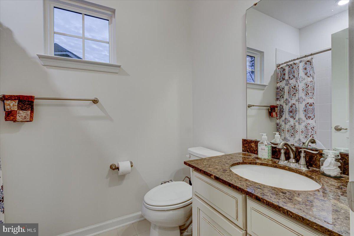 CREEKSIDE VILLAGE AT TANYARD SPRINGS - Residential