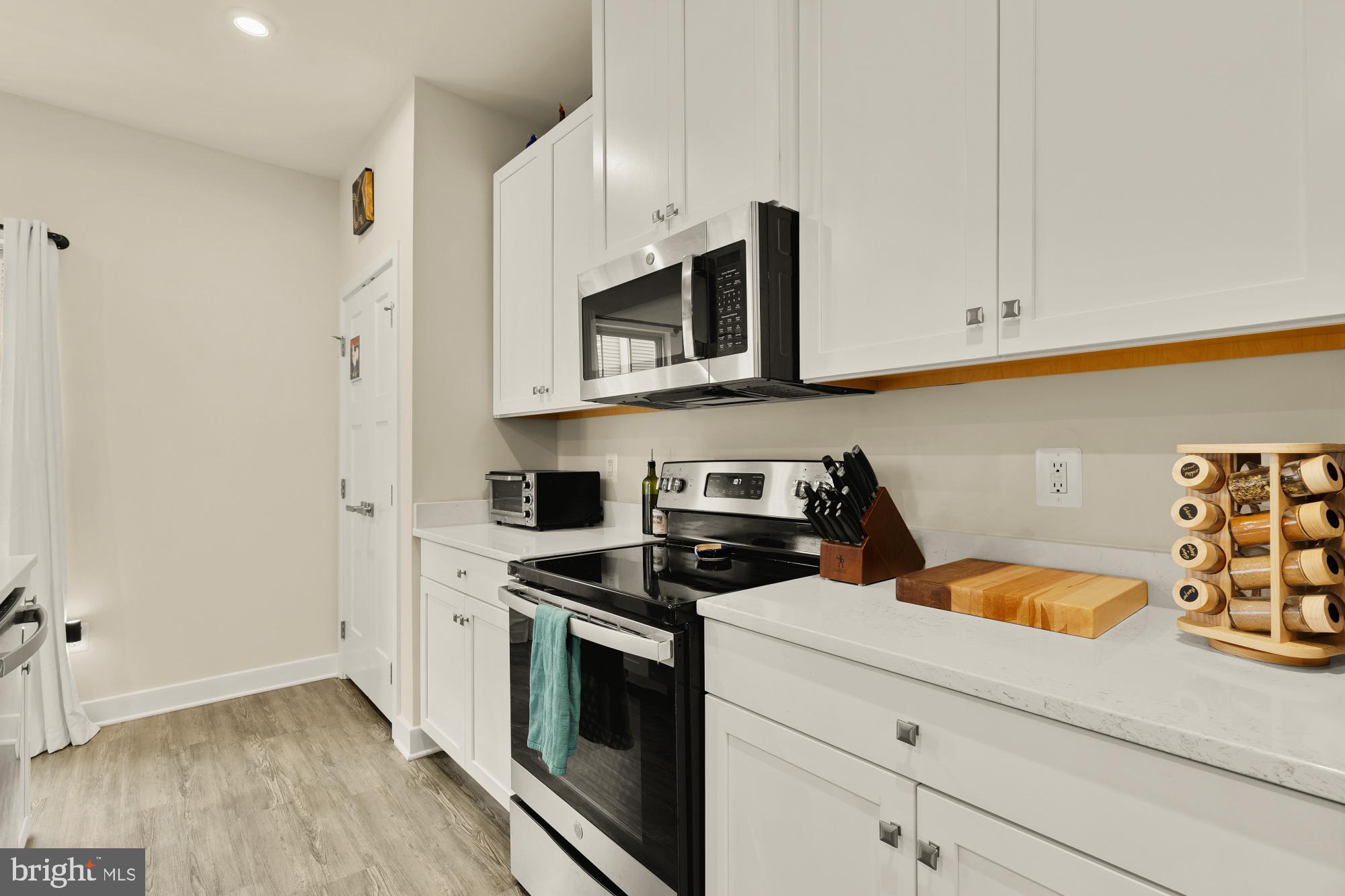 HERITAGE VILLAGE - Residential