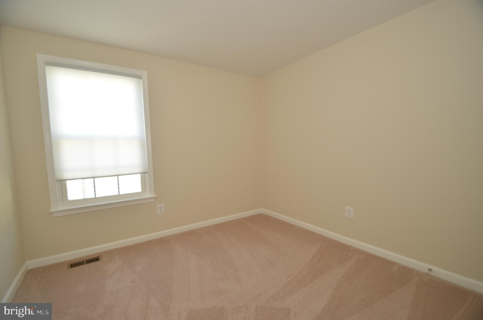 KINGSTOWNE - Residential Lease