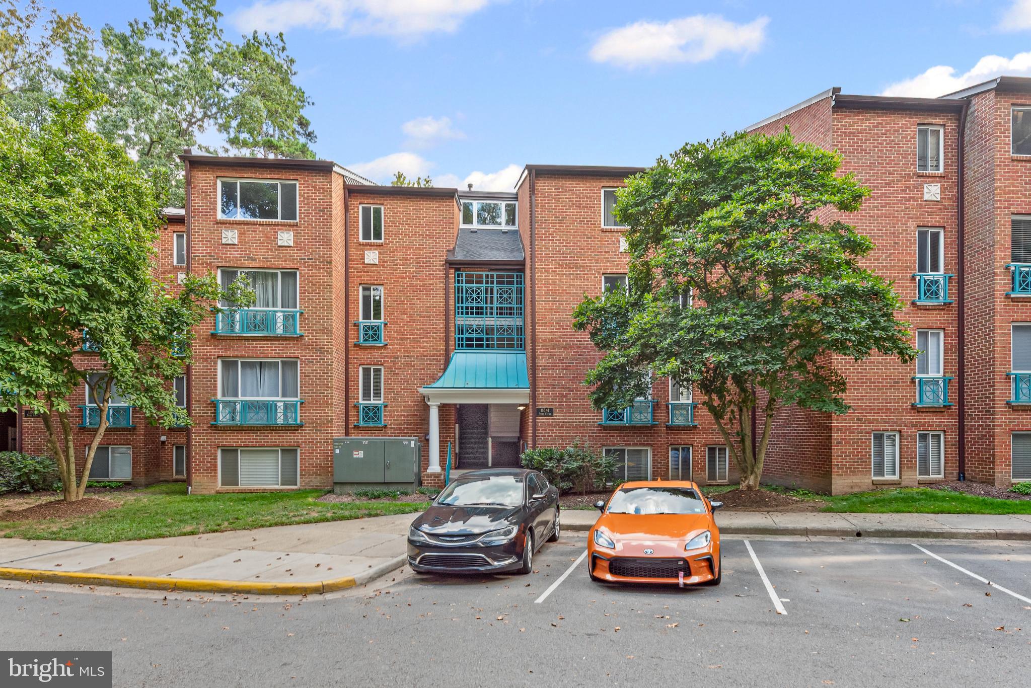 Own Your Dream 2 bedroom Condo Home in Reston with all brand new stainless steel appliances - Washer/Dryer, Stove Range, Dishwasher, Microwave. Invest in a 2-bedroom home in the highly sought-after Reston area, perfect for first-time buyers or savvy investors. Enjoy convenient access to:- Reston Metro Station (2 miles away) - Major highways: Rt. 28, Rt. 7, Rt. 267, and Rt. 286 - Dulles International Airport - Reston Town Center, featuring shopping, dining, and entertainment options. Community Amenities: - Terry Smith Aquatics Center with indoor swimming pools - Tennis and basketball courts - Jogging, biking, and walking trails - Ample parking for residents and guests. Condo Fee Includes: - Gas (heat & hot water) - Water & sewer - Trash & snow removal - Exterior building maintenance. Don't mis out!!!