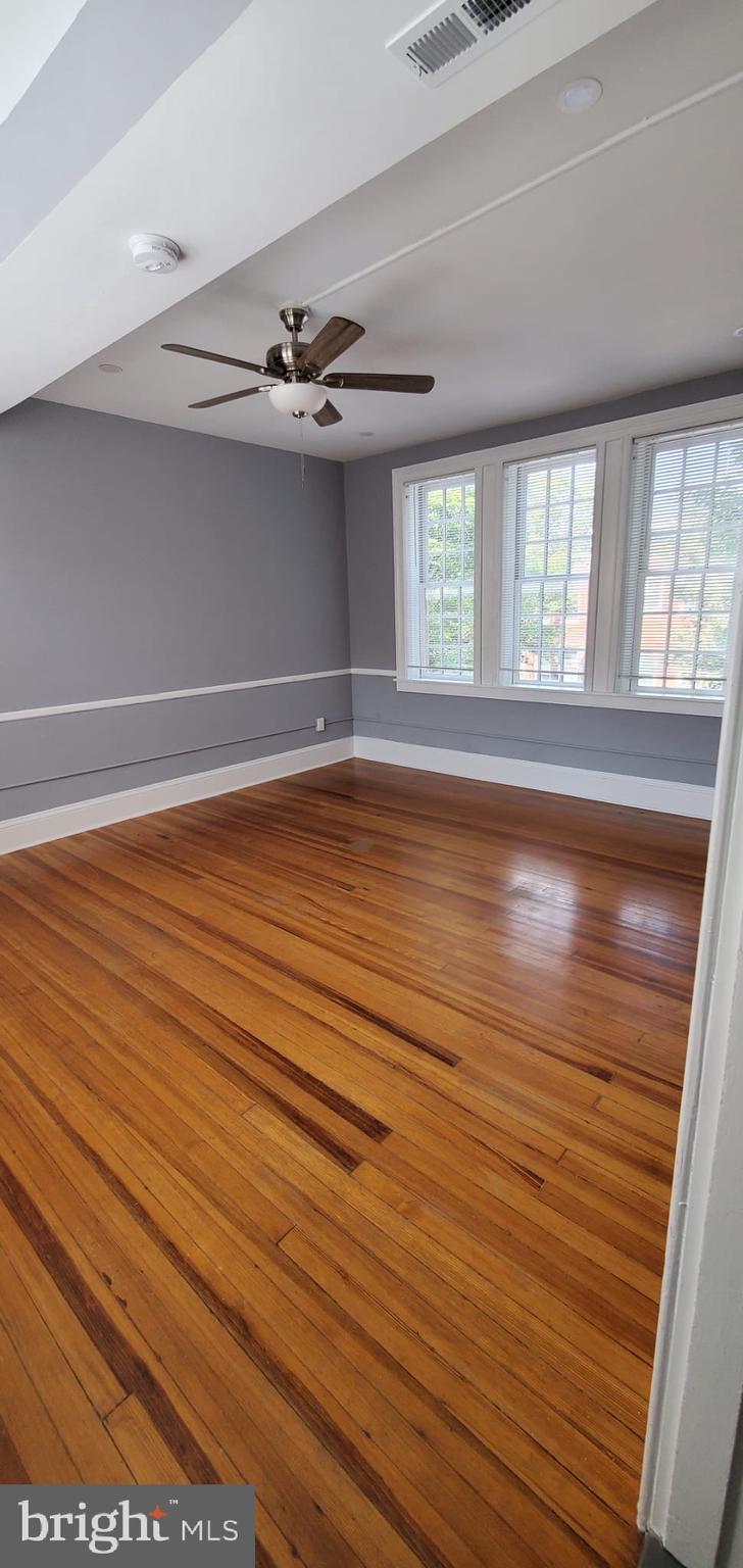 WASHINGTON VILLAGE - Residential Lease