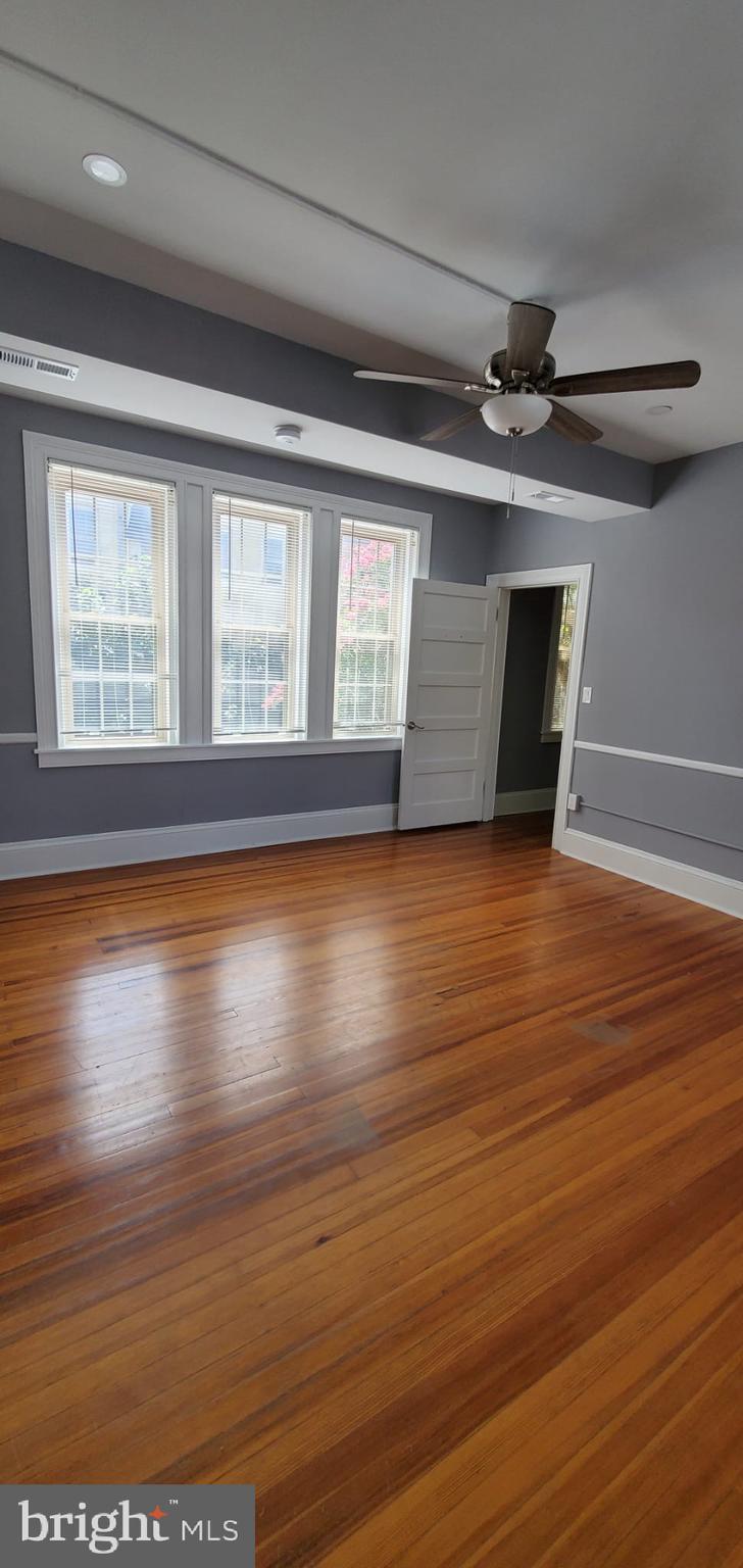 WASHINGTON VILLAGE - Residential Lease