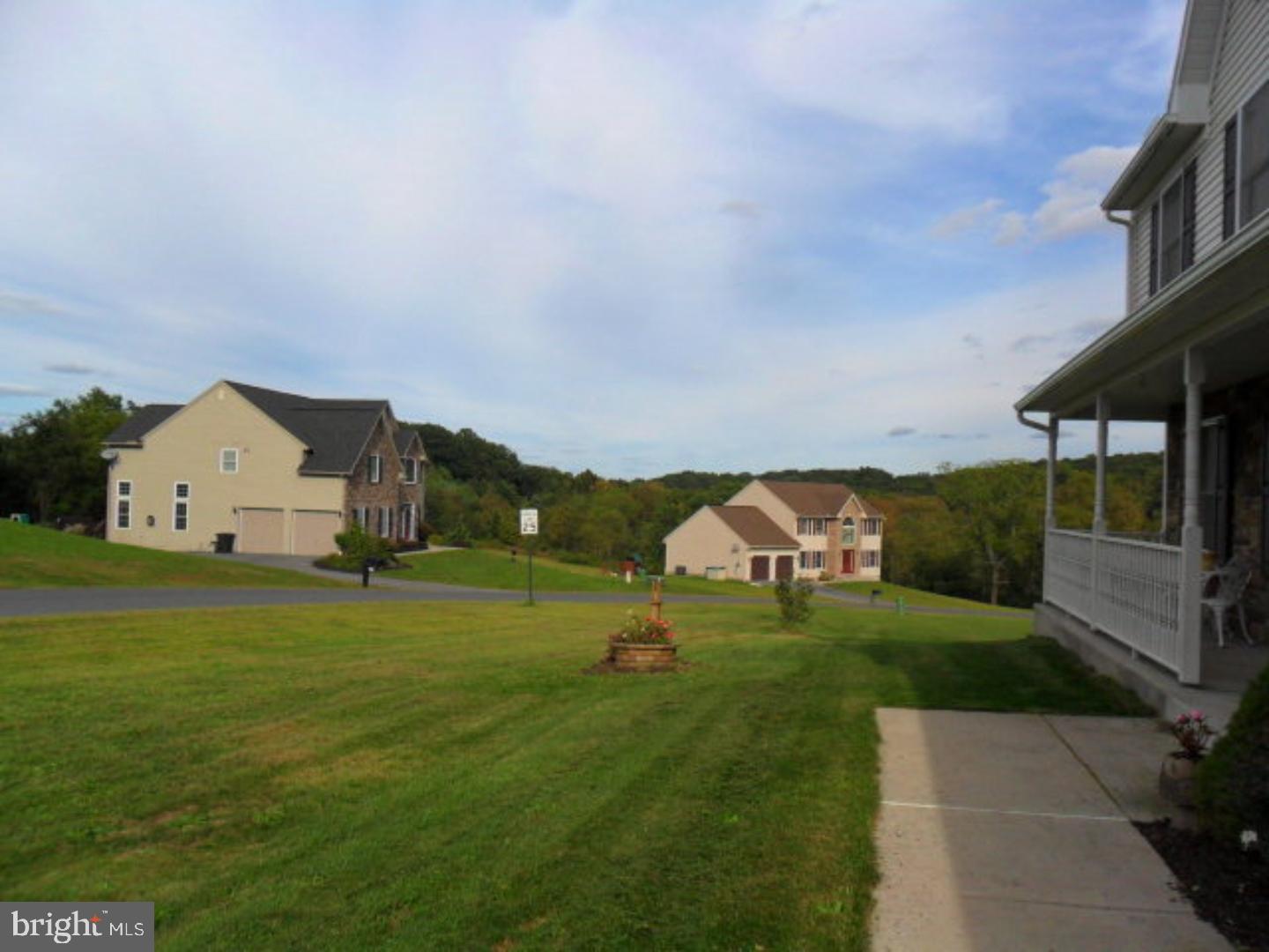 CROWN POINTE - Residential