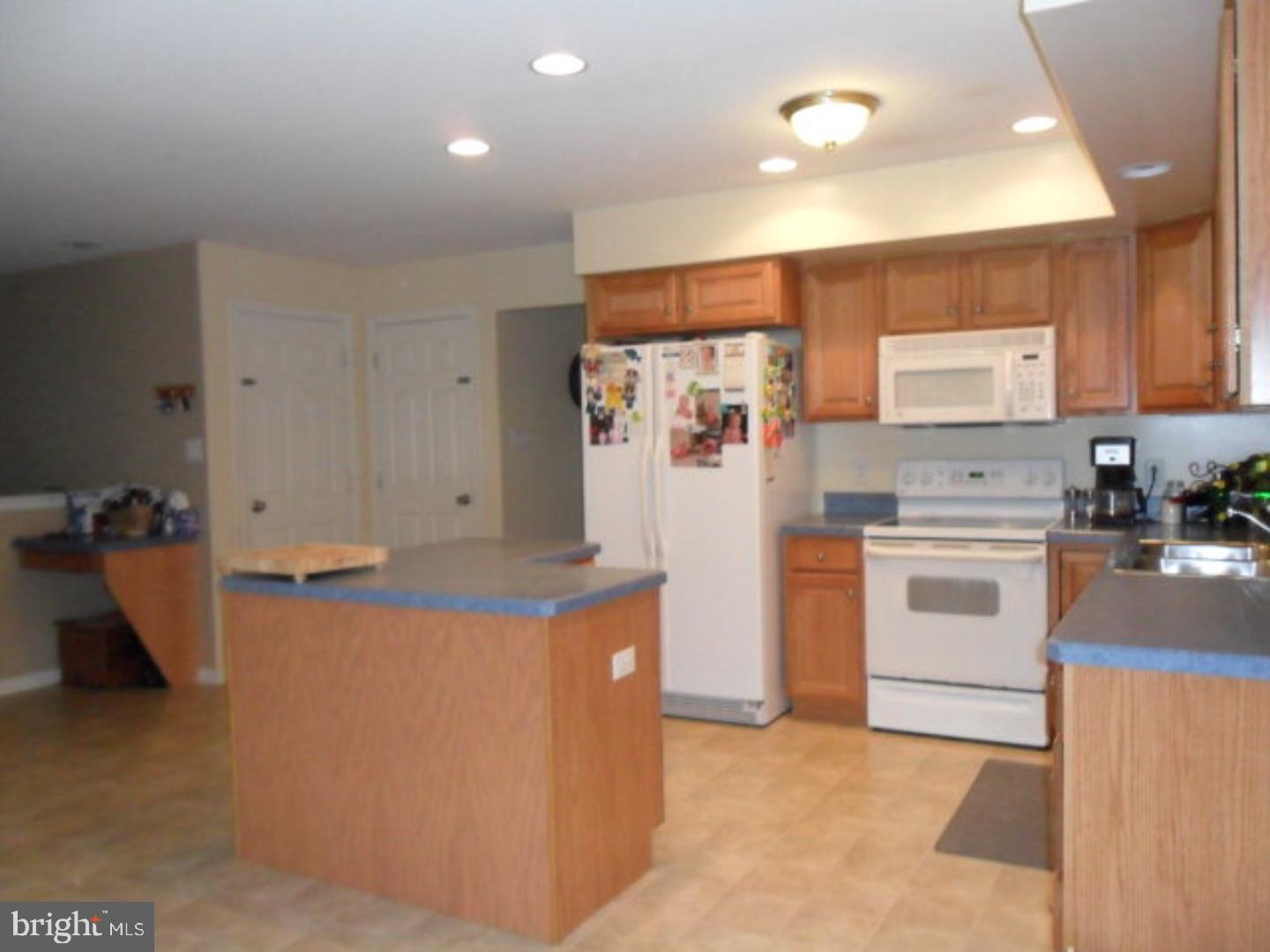 CROWN POINTE - Residential