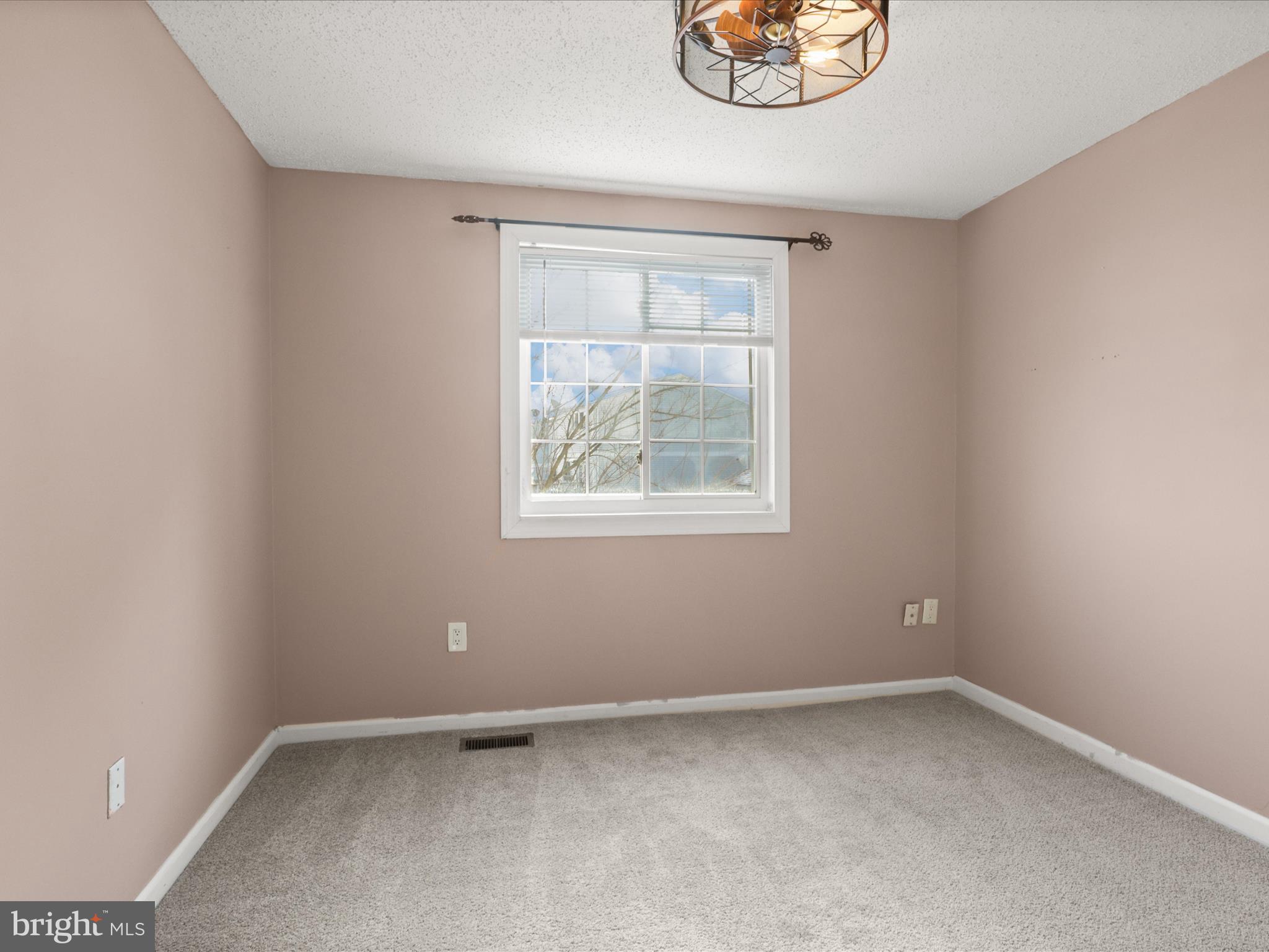 ROLLINGWOOD VILLAGE - Residential Lease