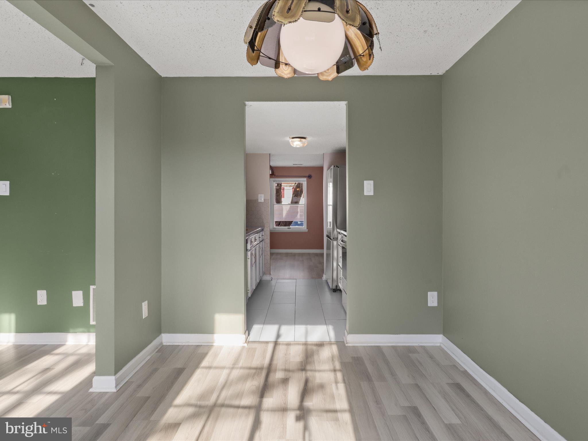 ROLLINGWOOD VILLAGE - Residential Lease