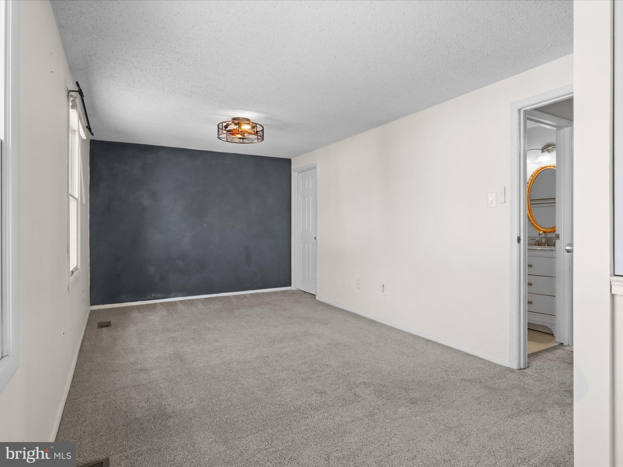 ROLLINGWOOD VILLAGE - Residential Lease