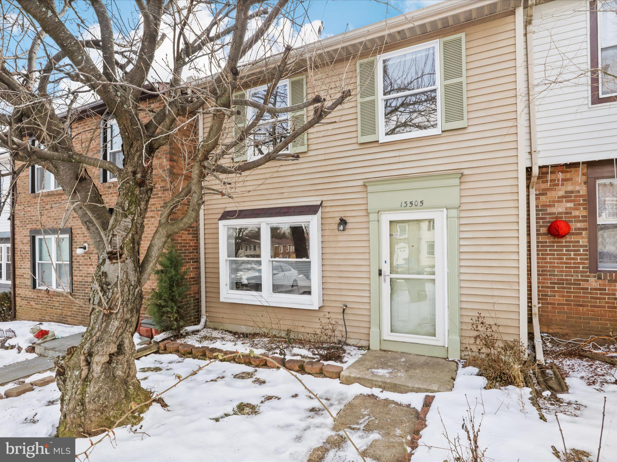 ROLLINGWOOD VILLAGE - Residential Lease