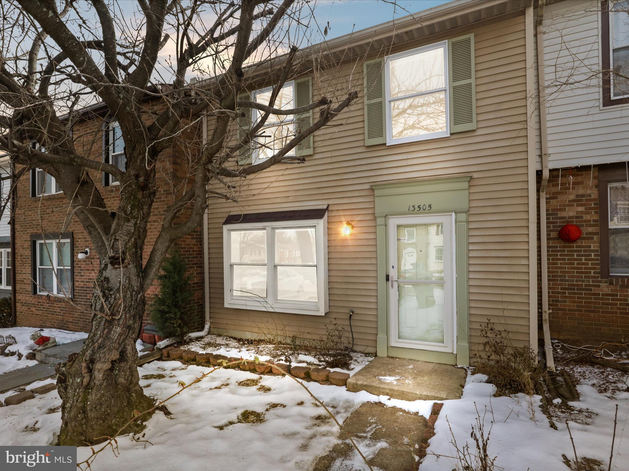 ROLLINGWOOD VILLAGE - Residential Lease