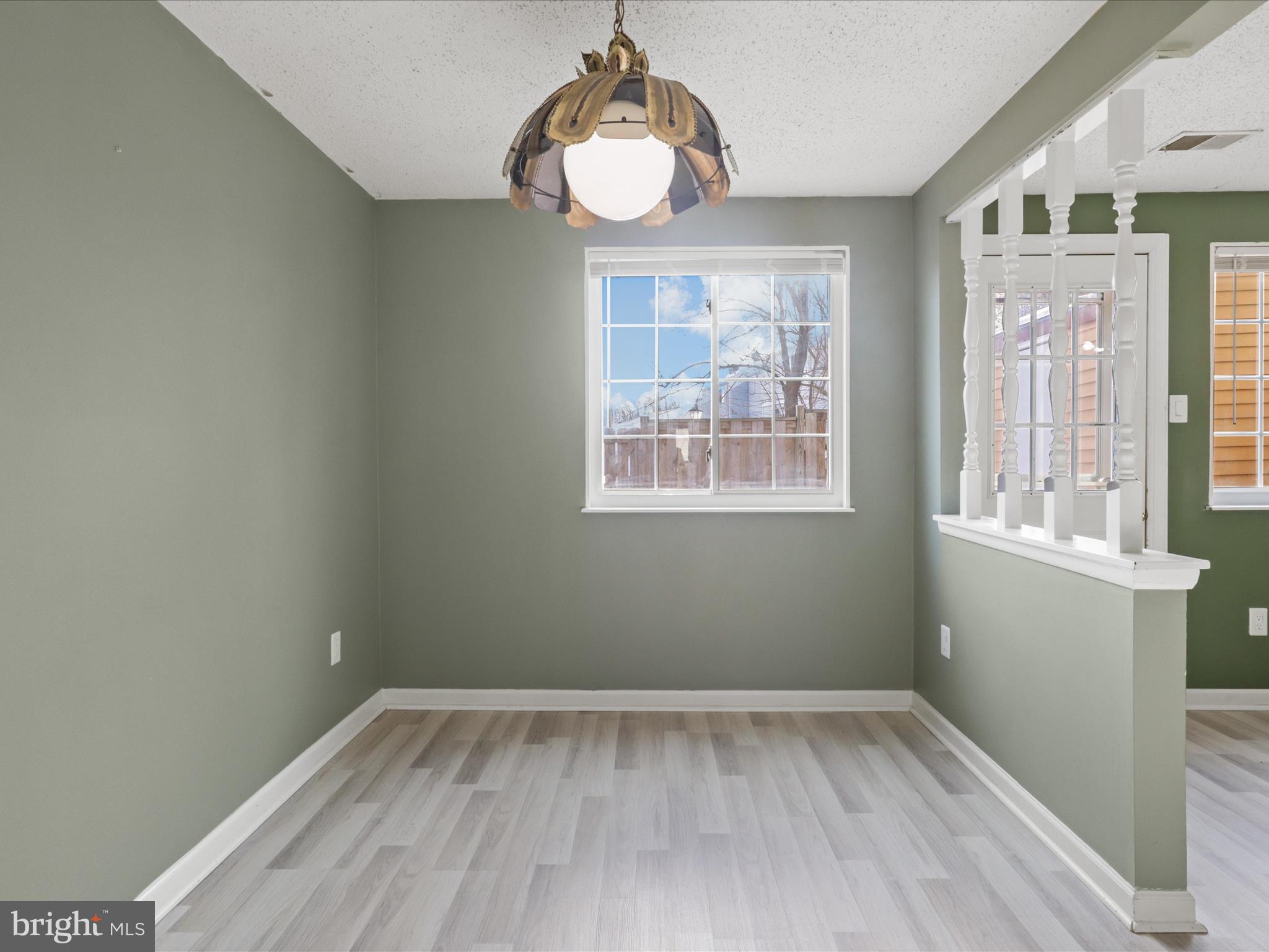 ROLLINGWOOD VILLAGE - Residential Lease