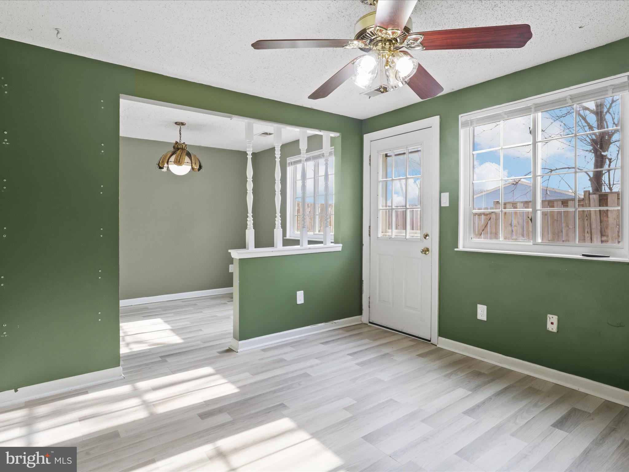 ROLLINGWOOD VILLAGE - Residential Lease