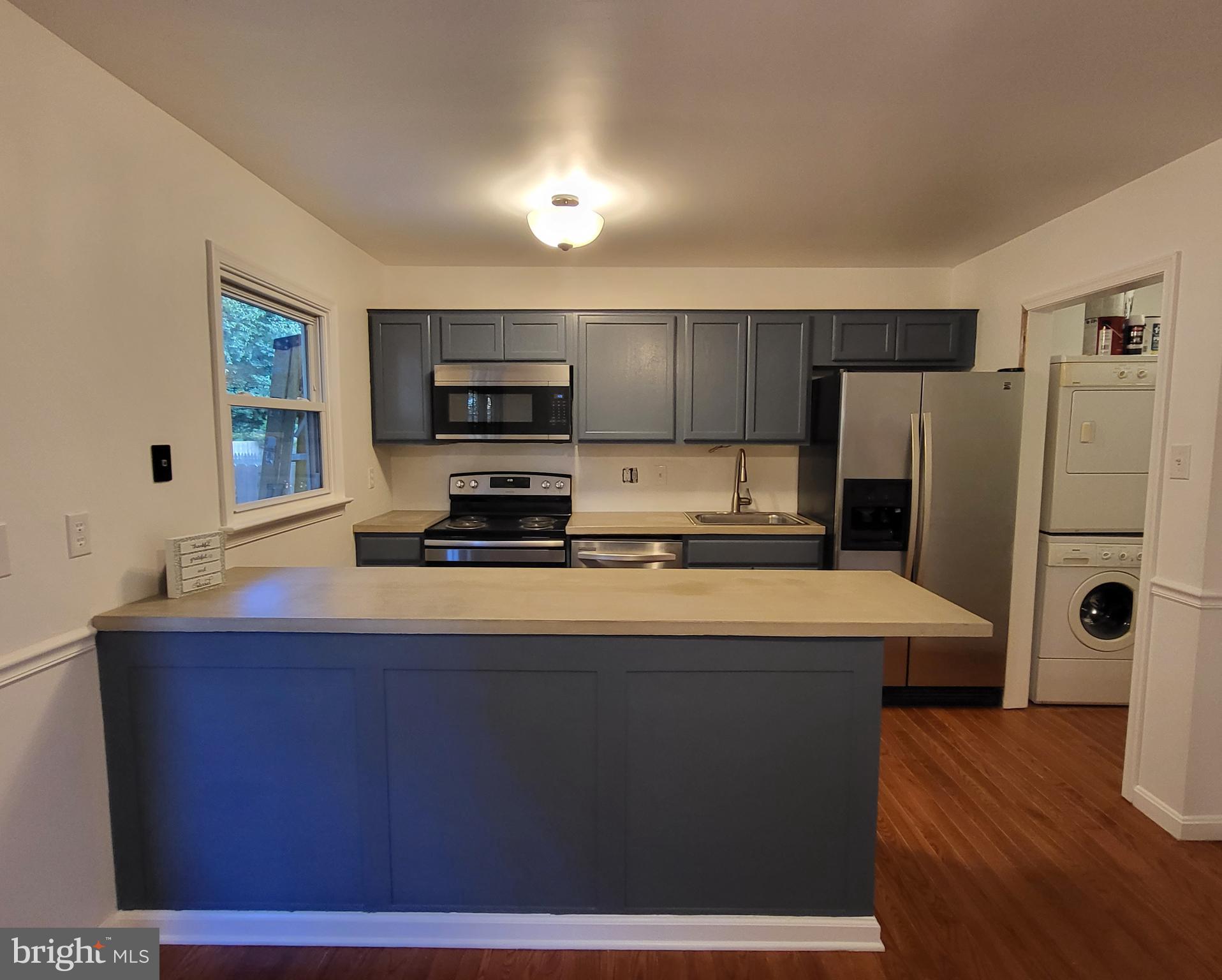 LONDONTOWNE - Residential