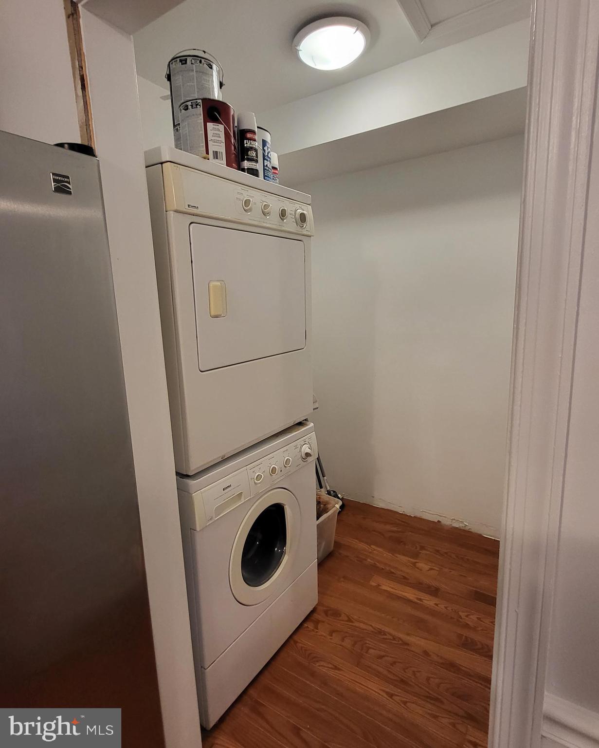 LONDONTOWNE - Residential