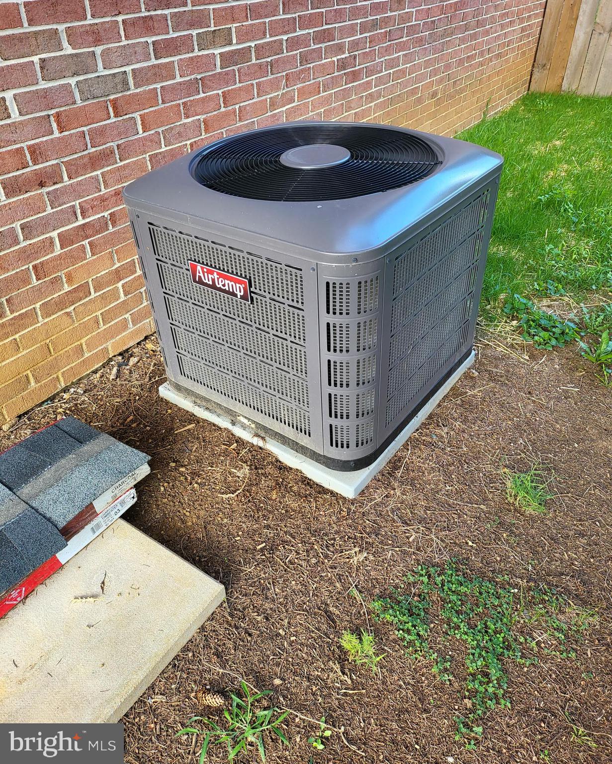 LONDONTOWNE - Residential