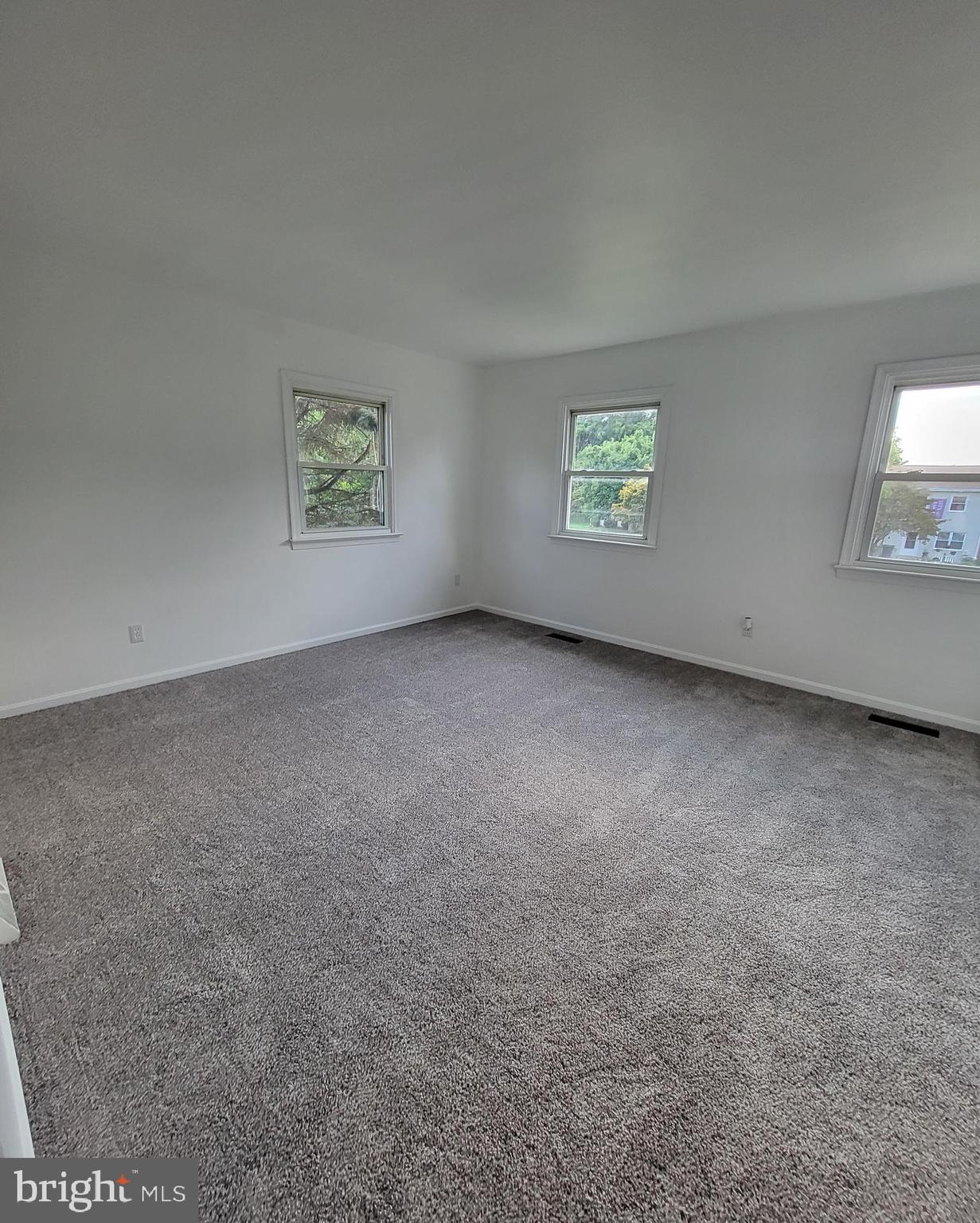 LONDONTOWNE - Residential