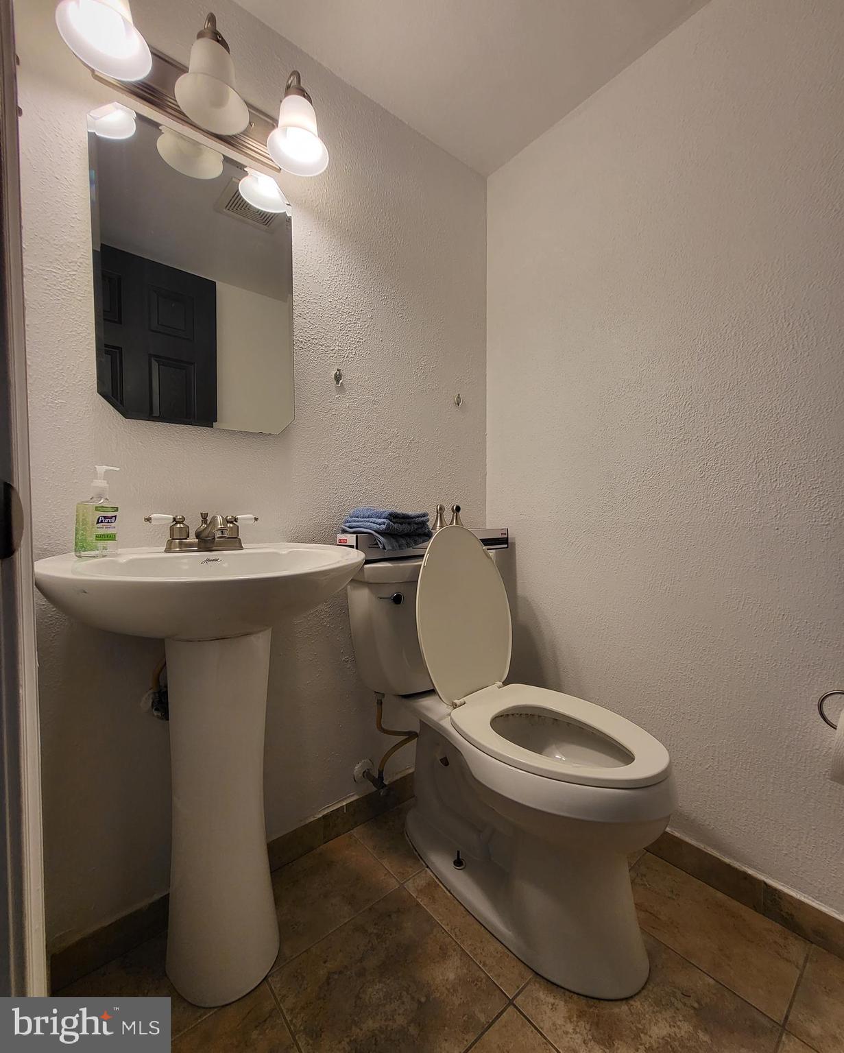 LONDONTOWNE - Residential