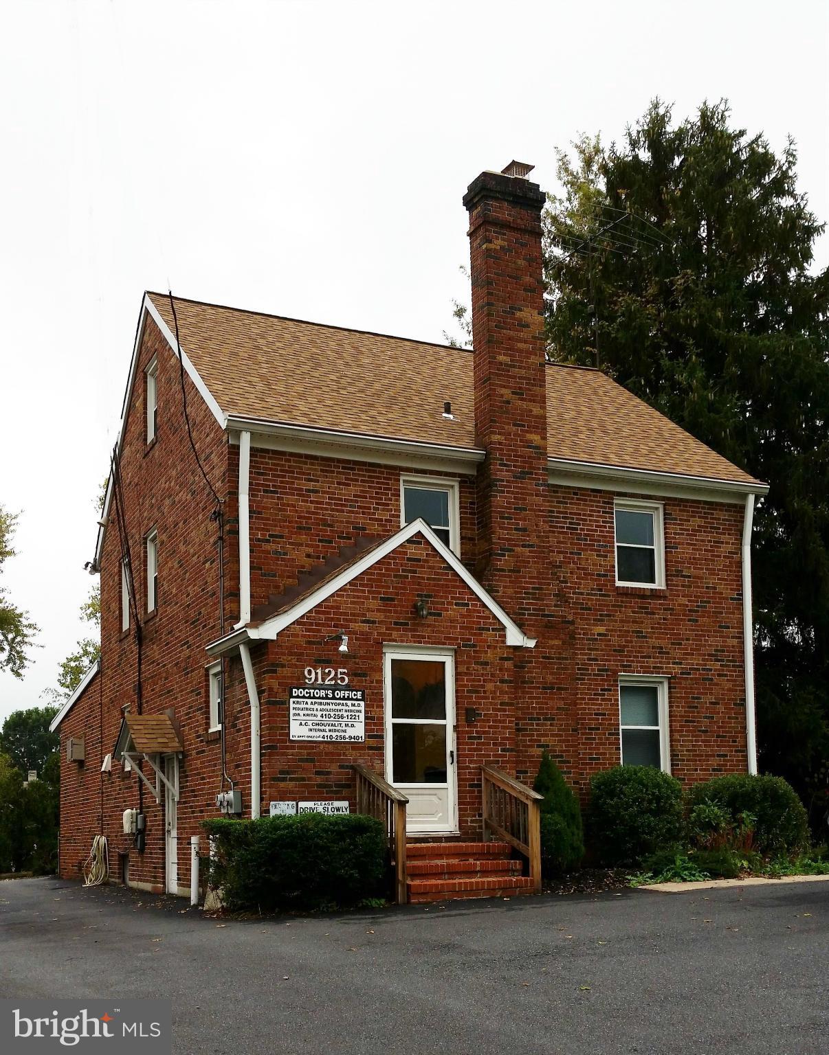 PERRY HALL - Residential Lease