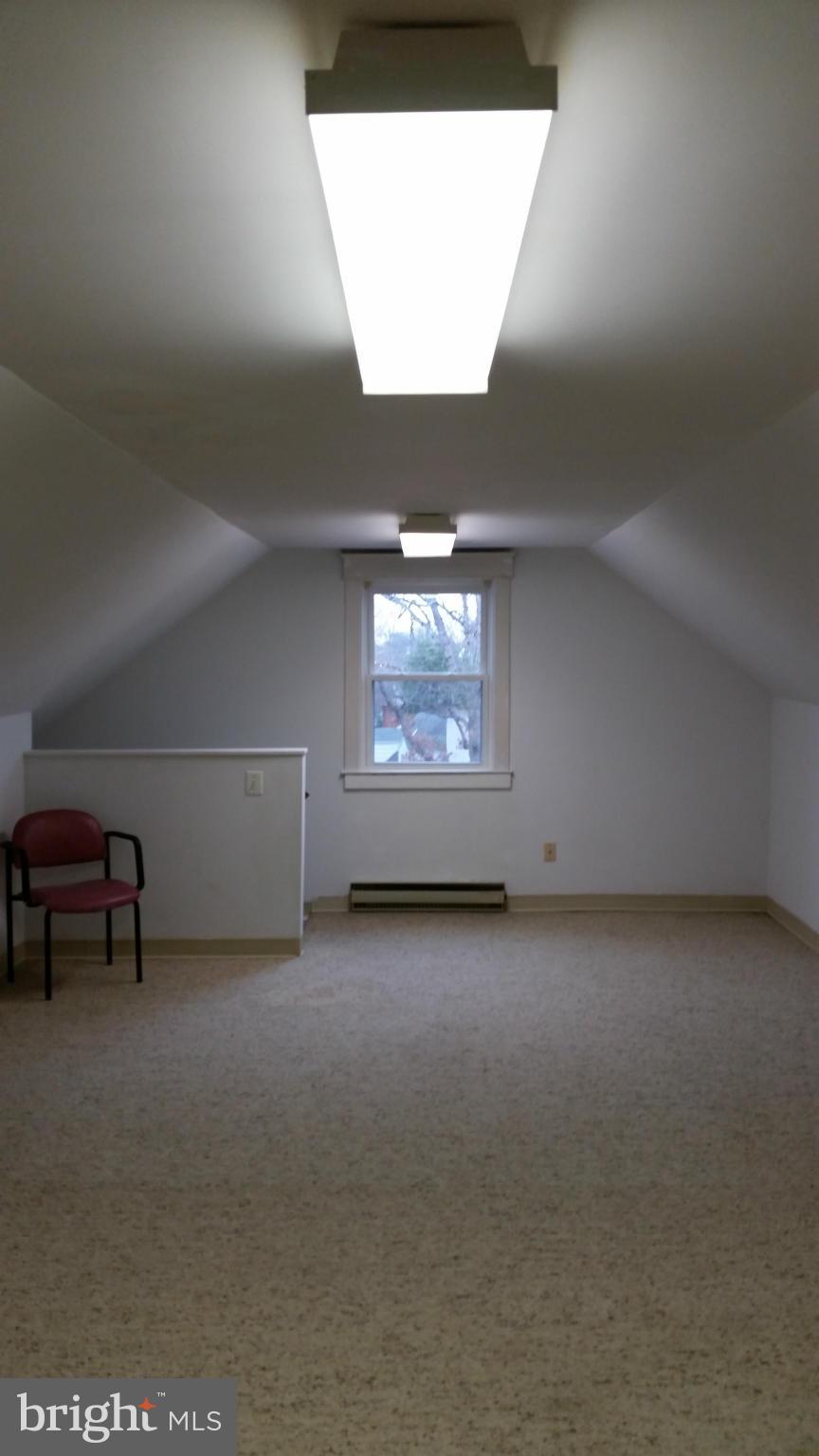 PERRY HALL - Residential Lease