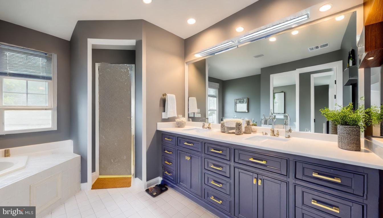 SIMMONS ACRES PLAT 5 - Residential