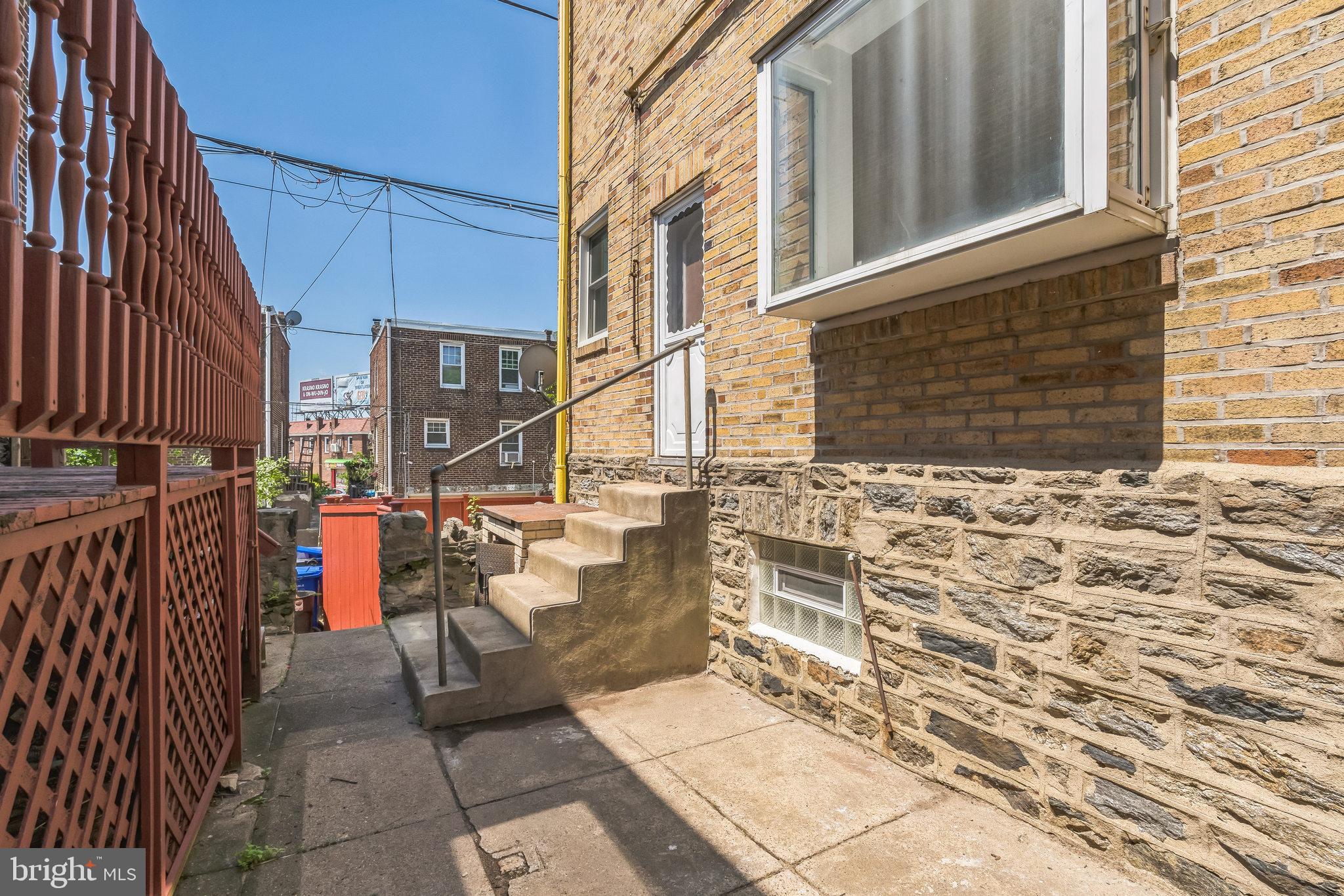 1712 CHELSEA ROAD